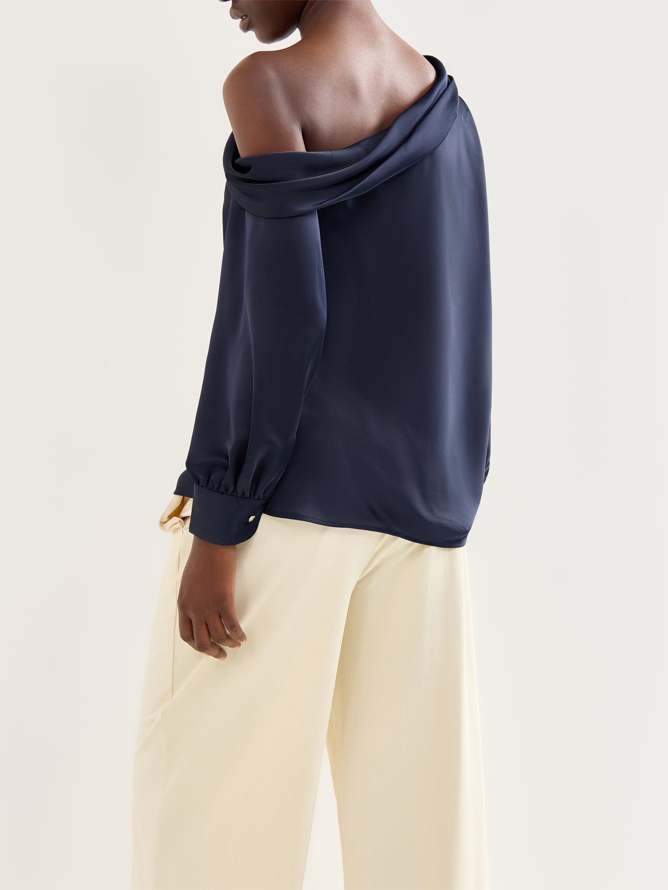 Zamiel Long Sleeves Blouse Navy