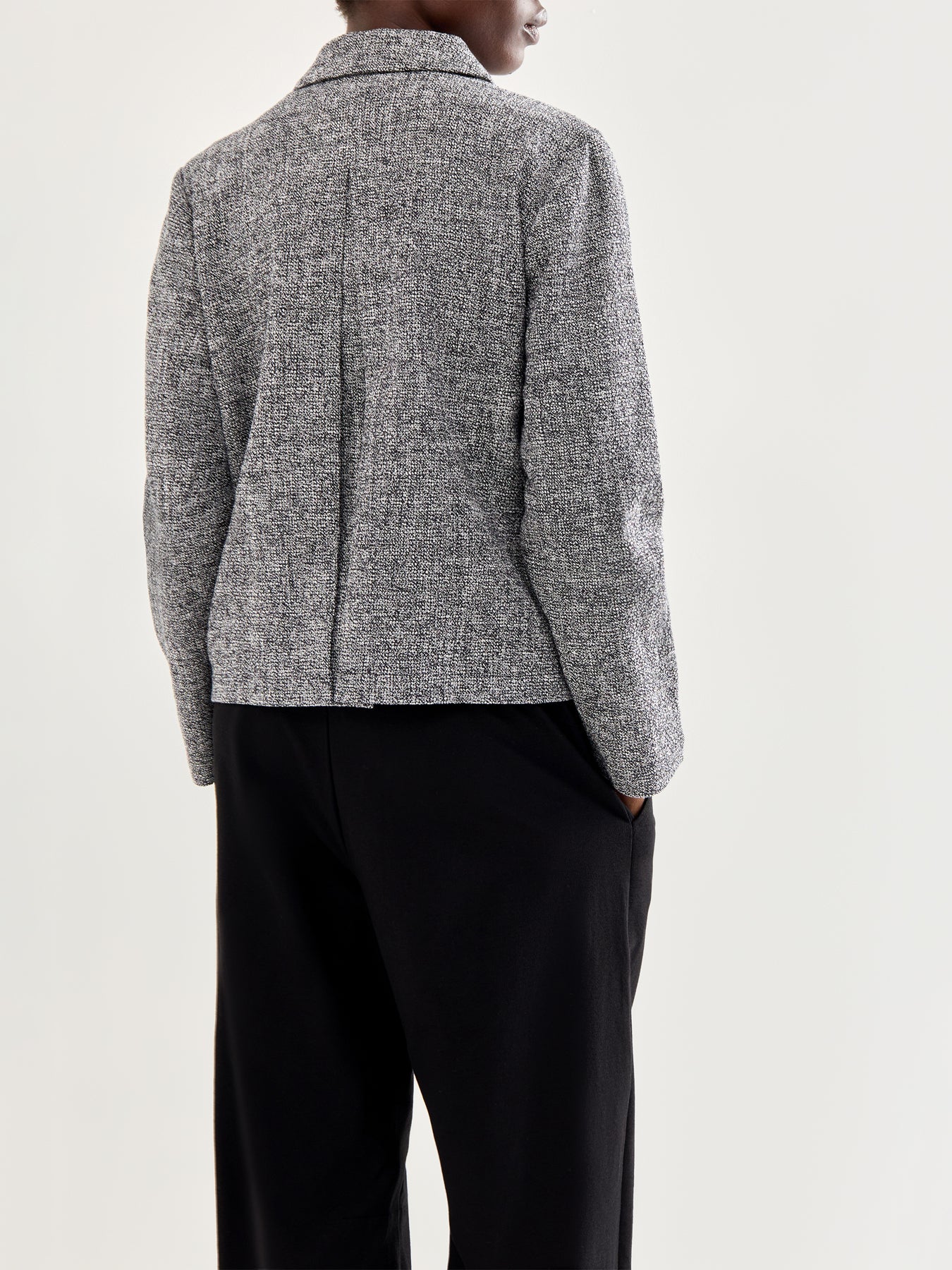 Classic Collar Zip-Up Jacket Black/White