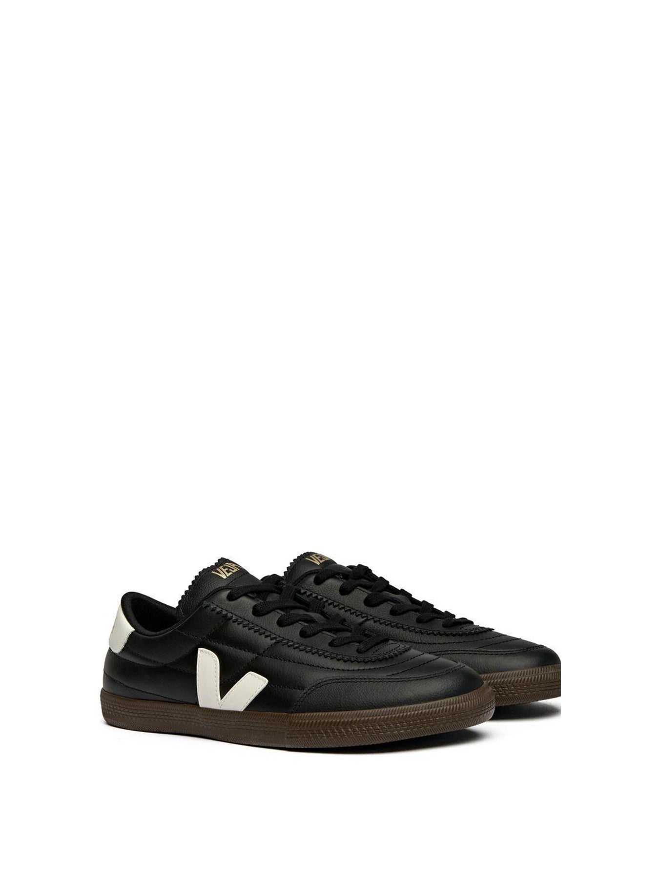 VEJA Panenka Trainers