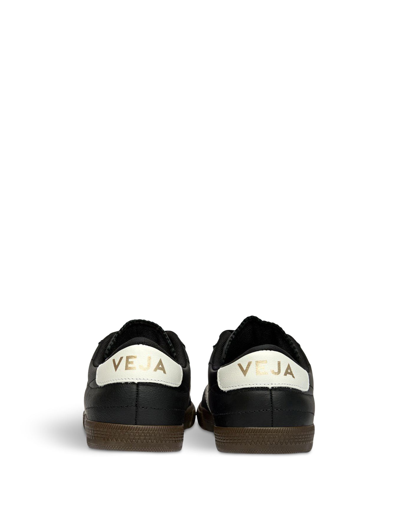 VEJA Panenka Trainers