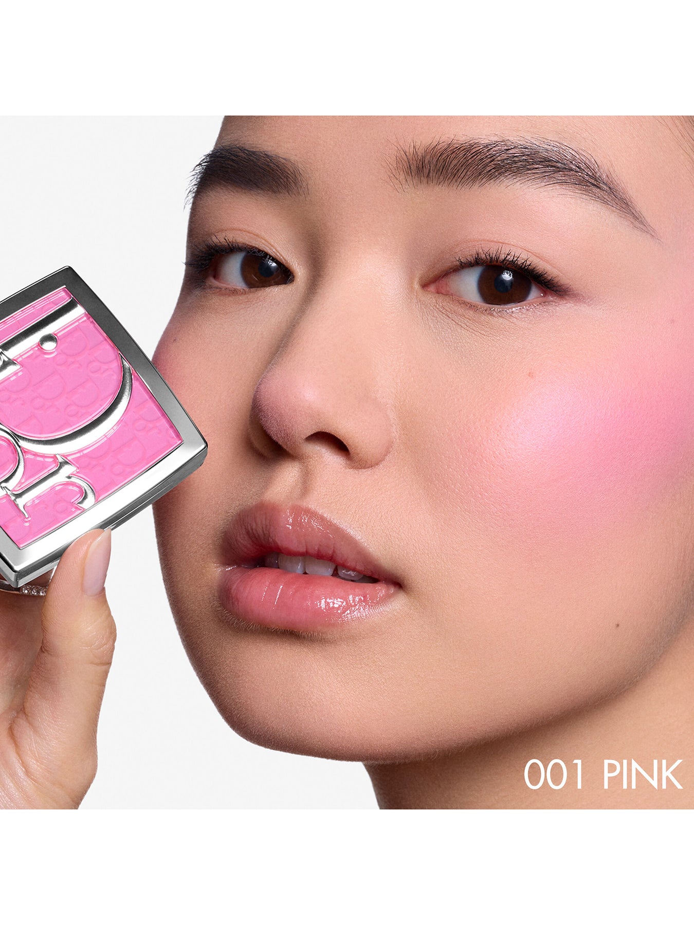 The Dior Volume & Glow Beauty Gift Set Limited Edition