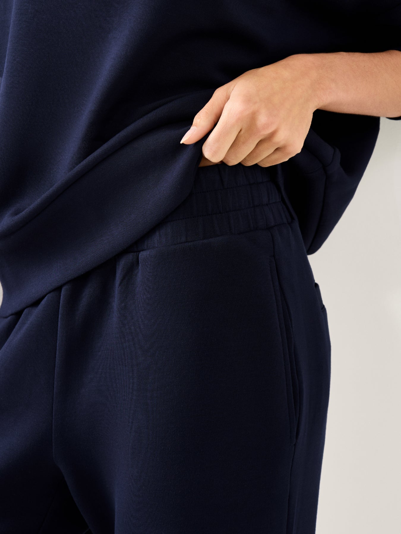 The Slim Pant 27.5 Navy