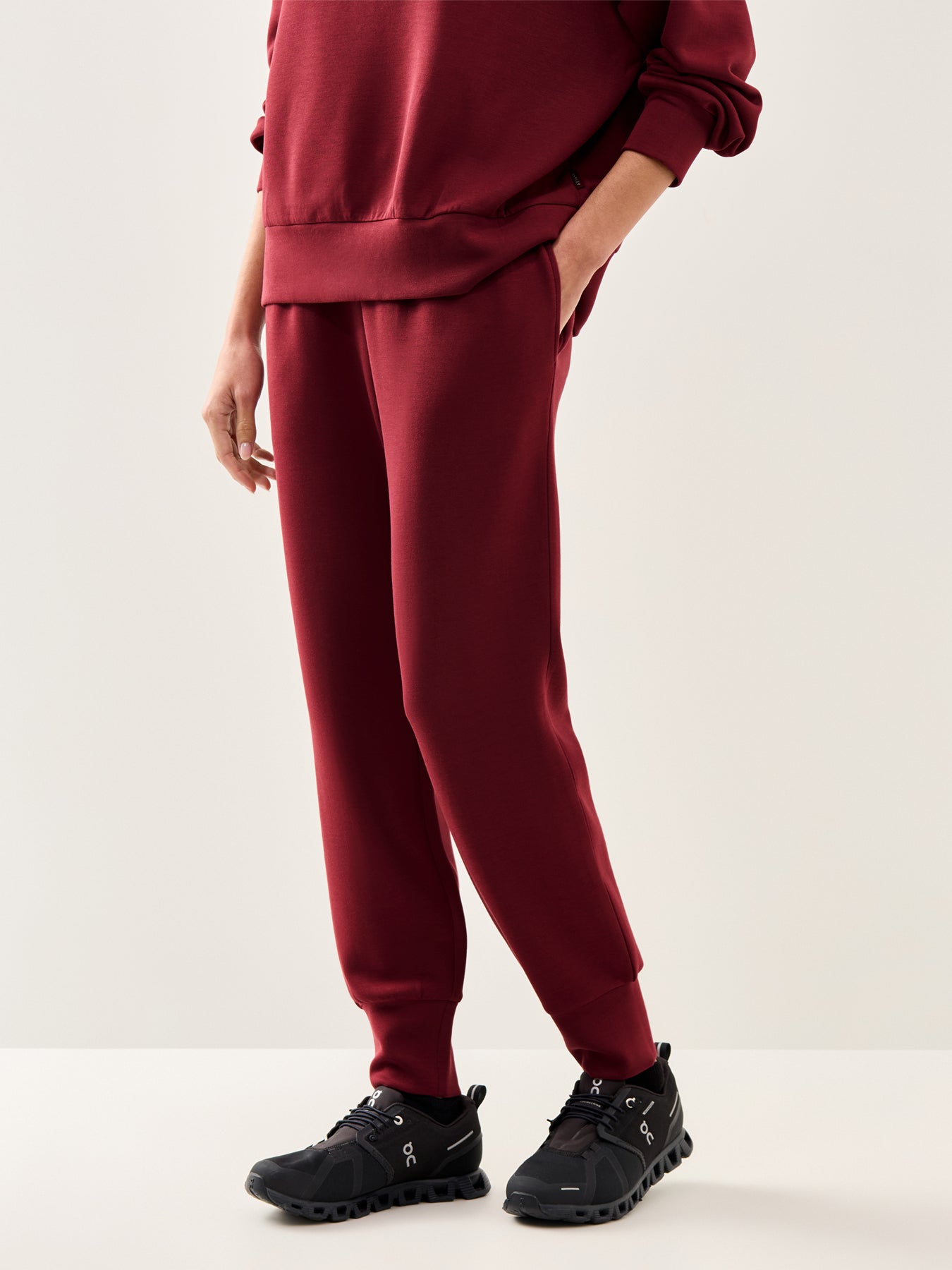 The Slim Cuff Pant 27.5 New Maroon