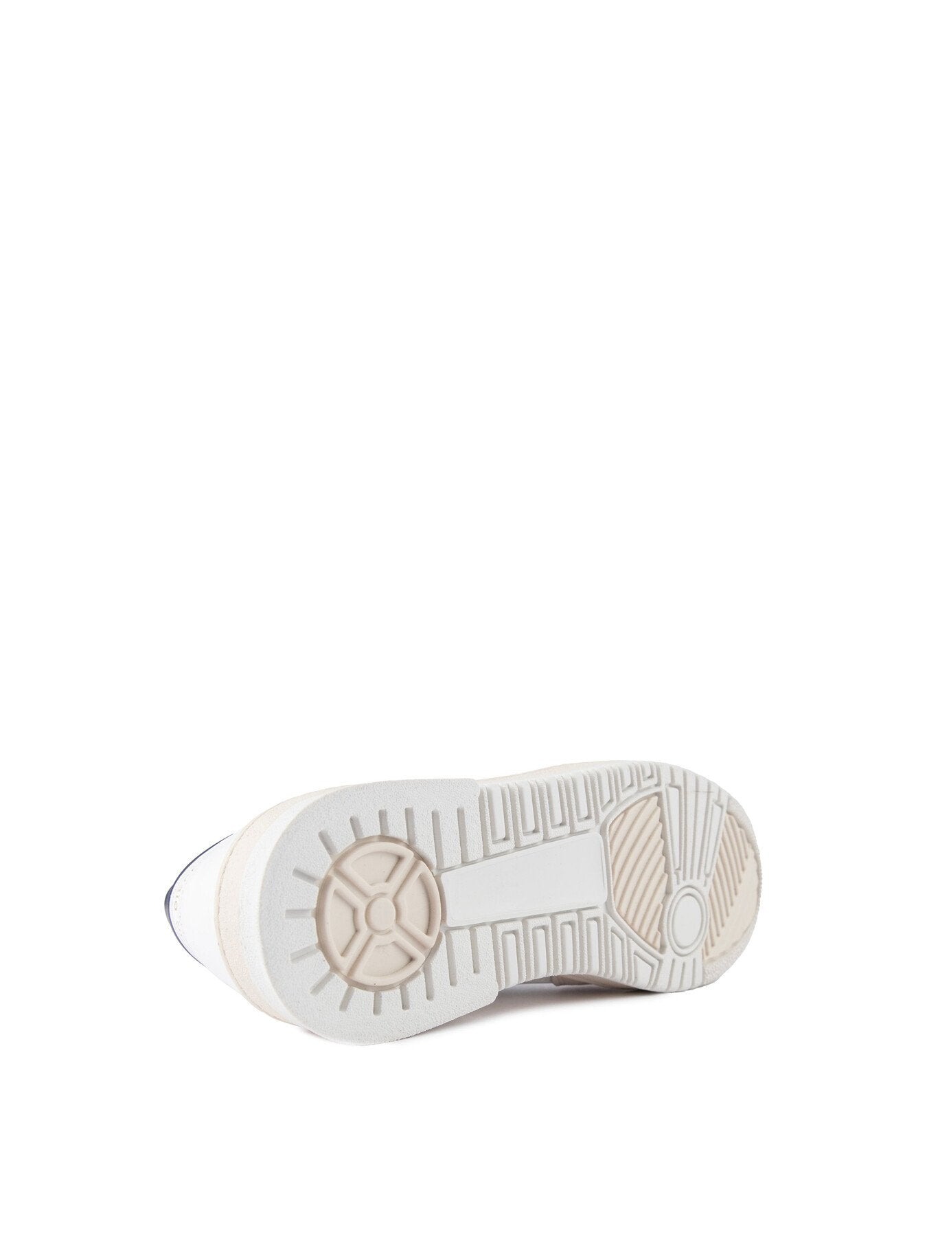 FILLING PIECES Ace Tech Trainers