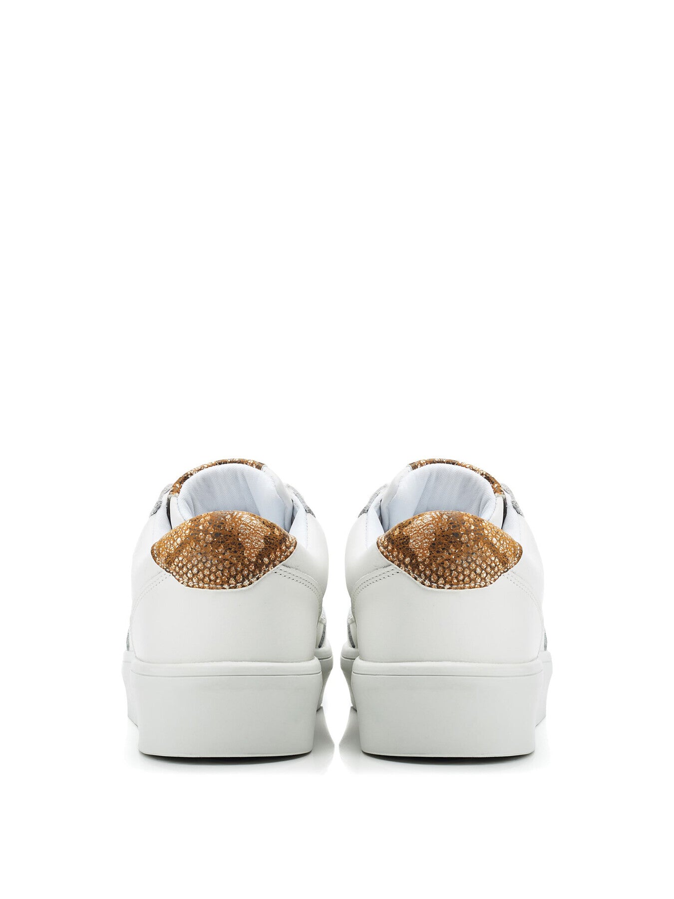 B.Jessie Leather Trainers