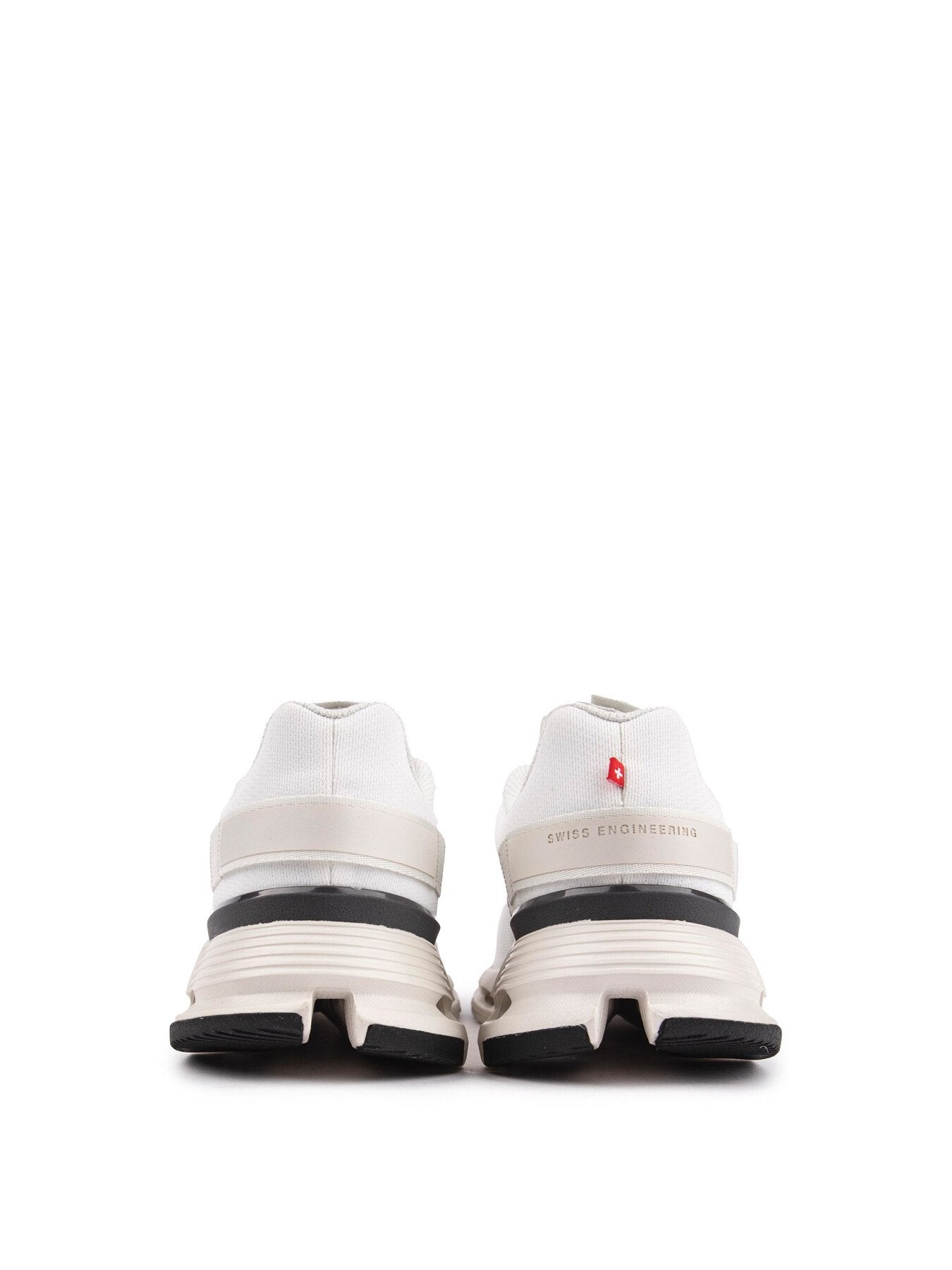 ON Cloud Nova Form Trainers