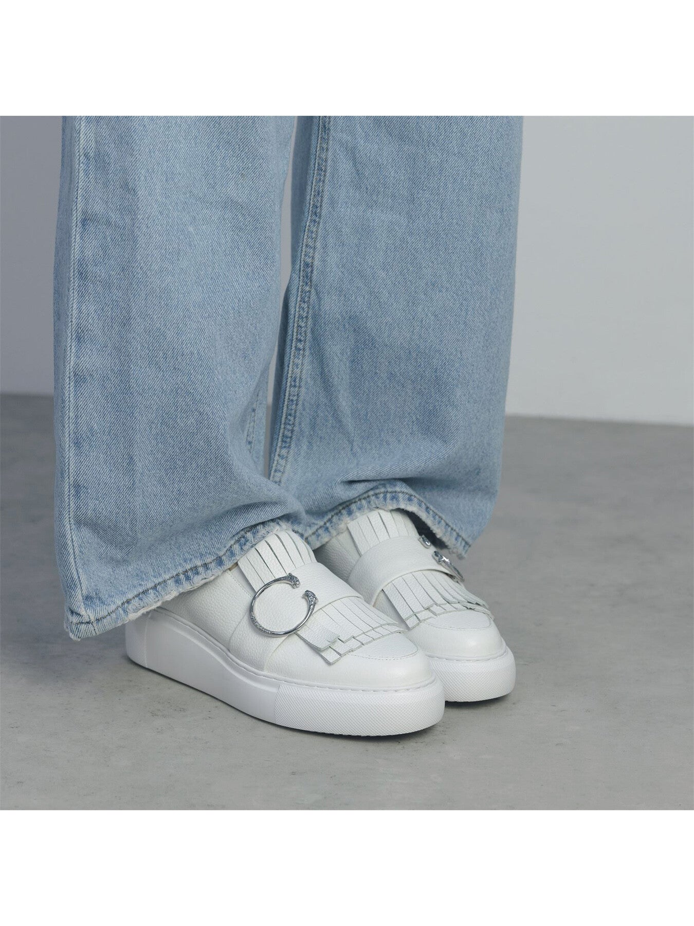 Clove Trainers