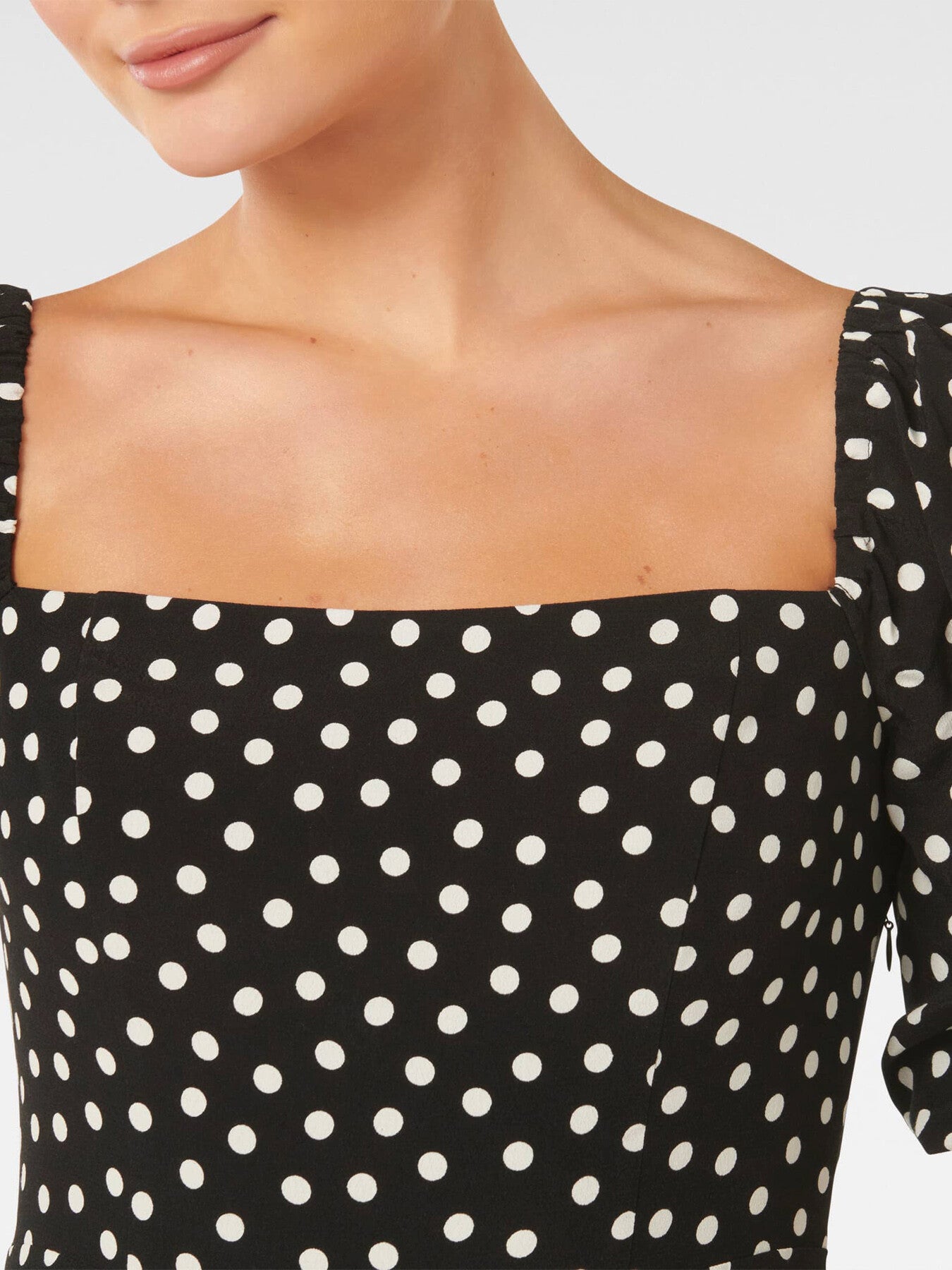 Hailee Puff Sleeves Midi Dress