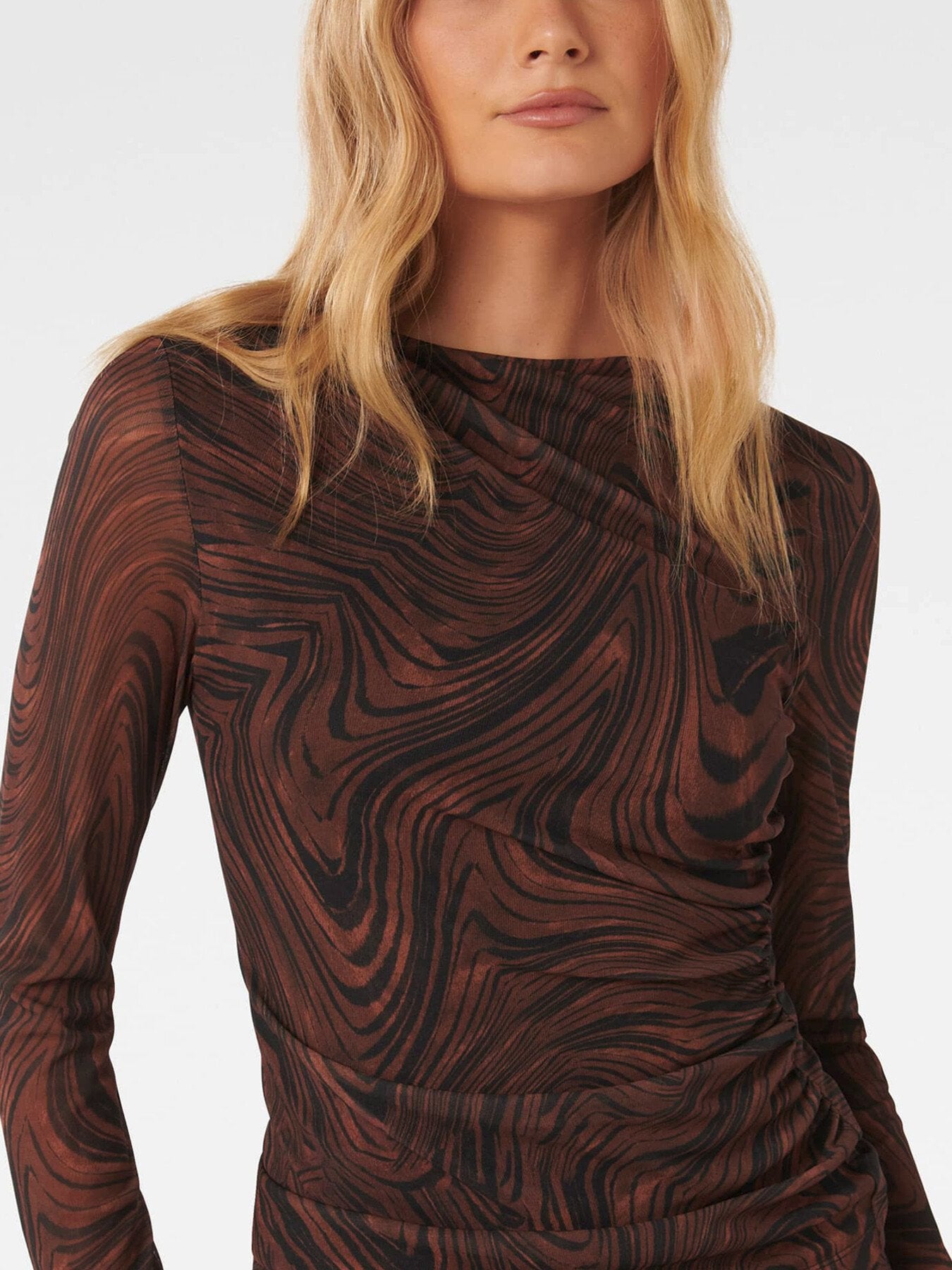 Zali Ruched Mesh Long Sleeves Top