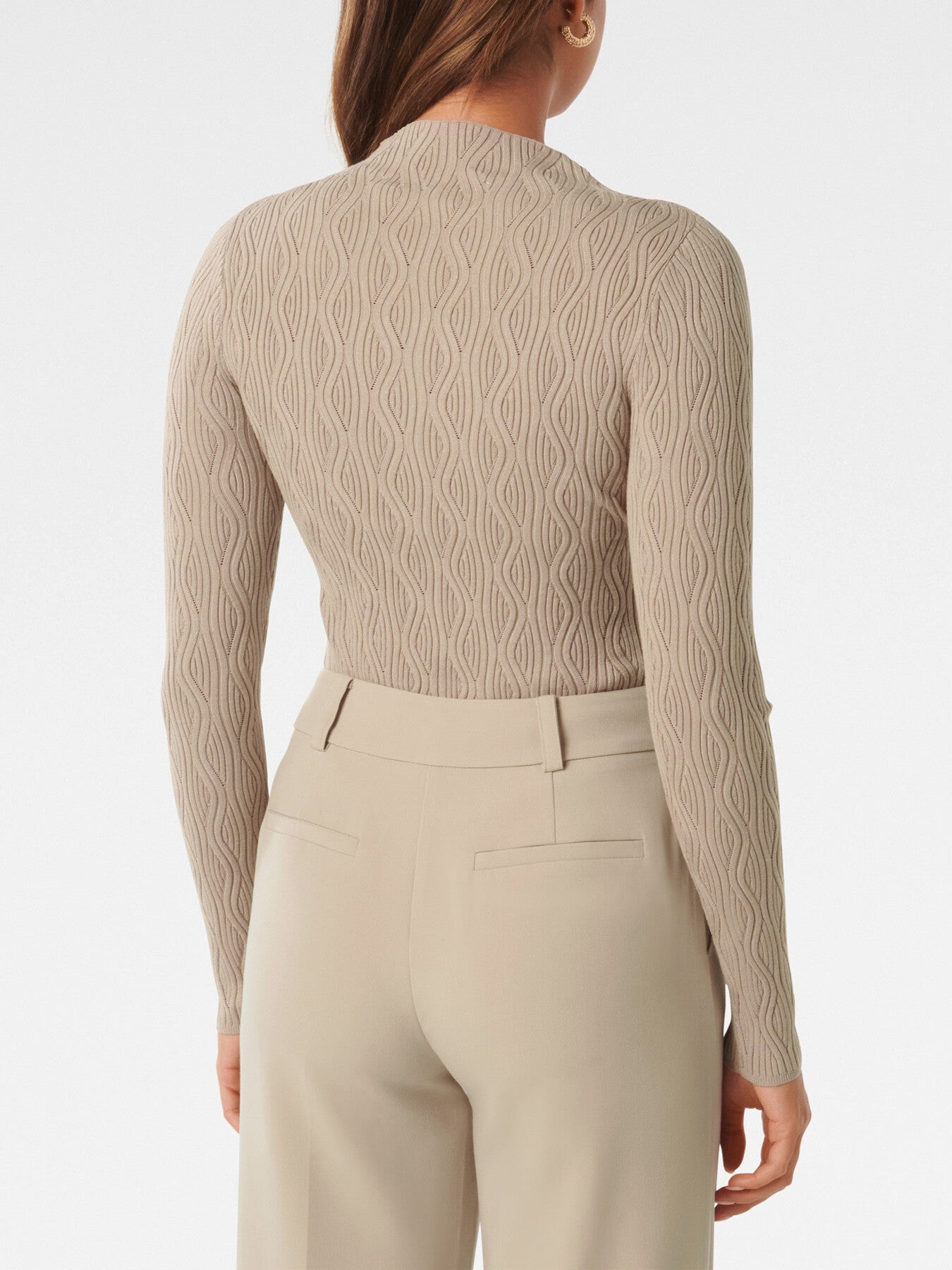 Everley Grown On Neck Wave Jumper