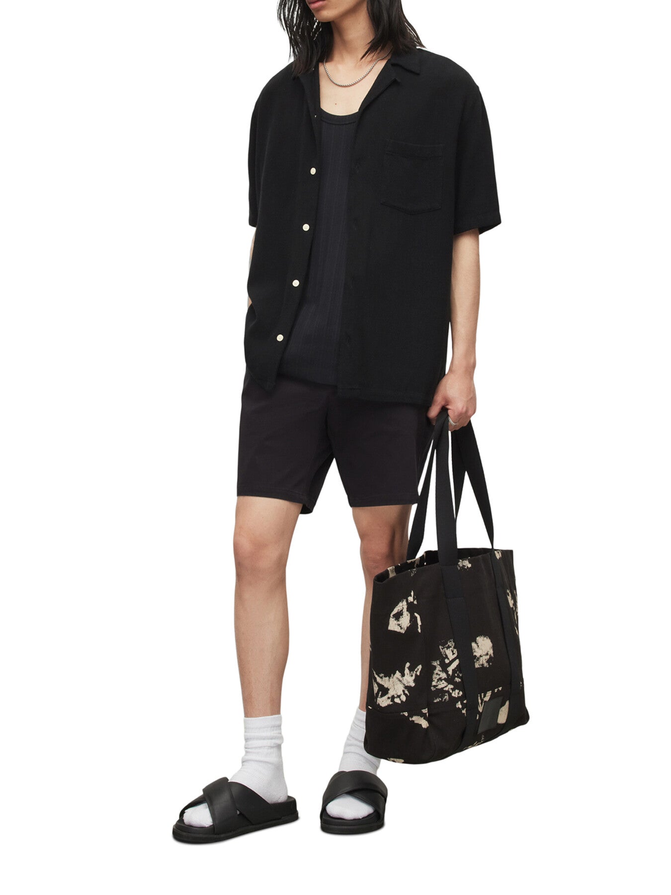 Neiva short