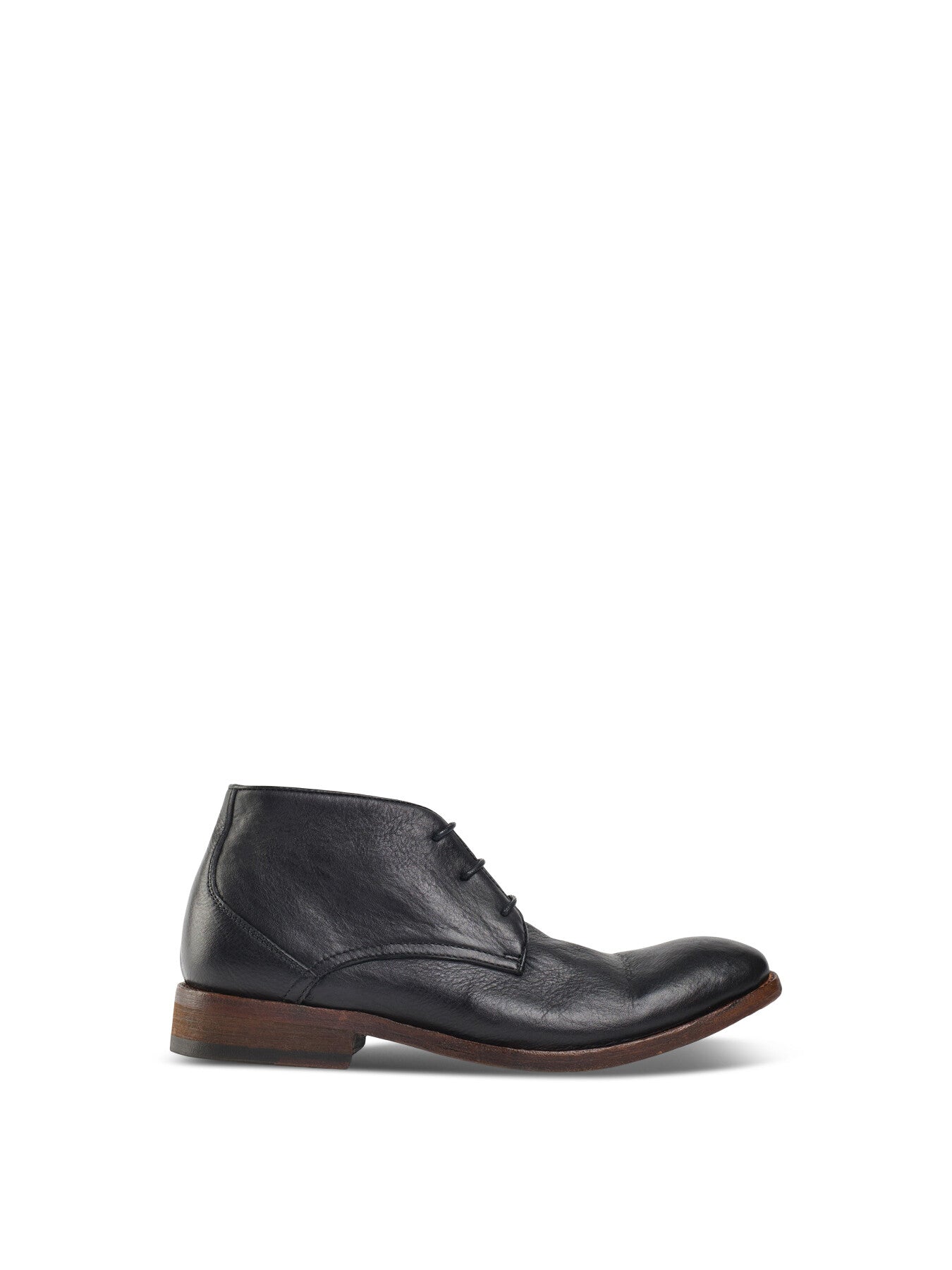 SOLE CRAFTED Nail Chukka Boots