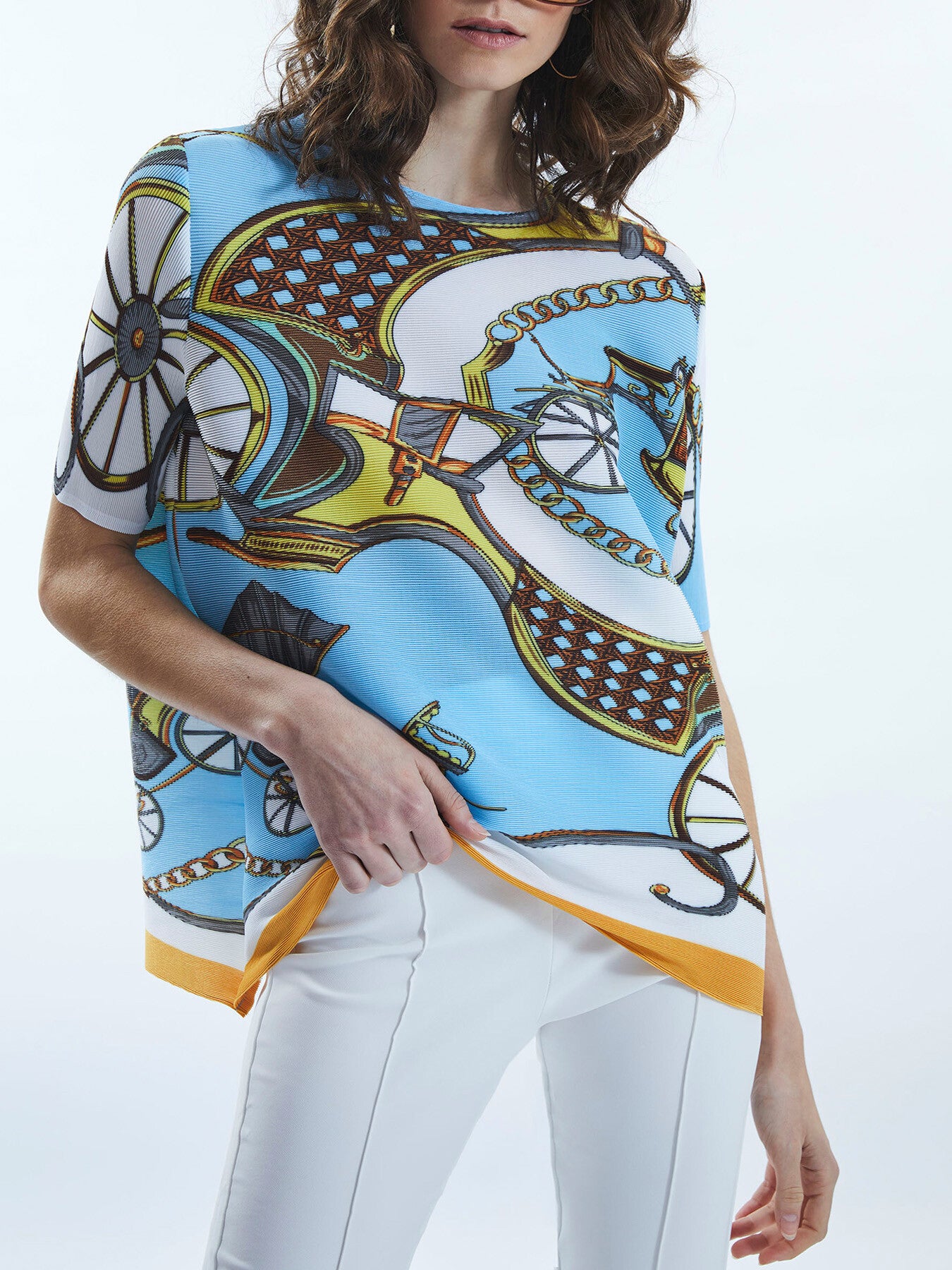 Scarf Pattern Pleasted Top