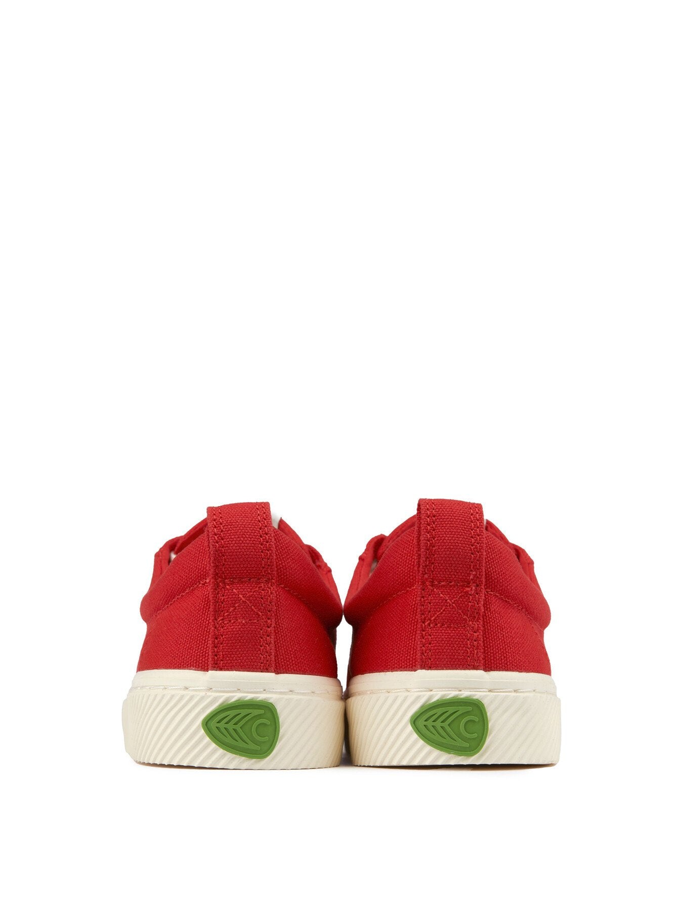 CARIUMA Oca Low Trainers