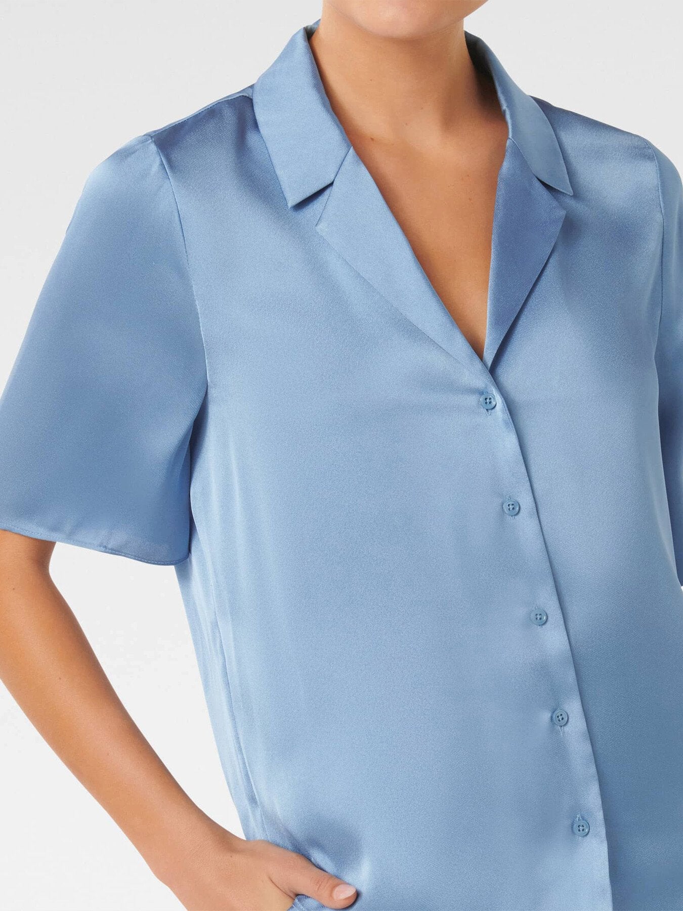 Mercedes Short Sleeves Satin Shirt