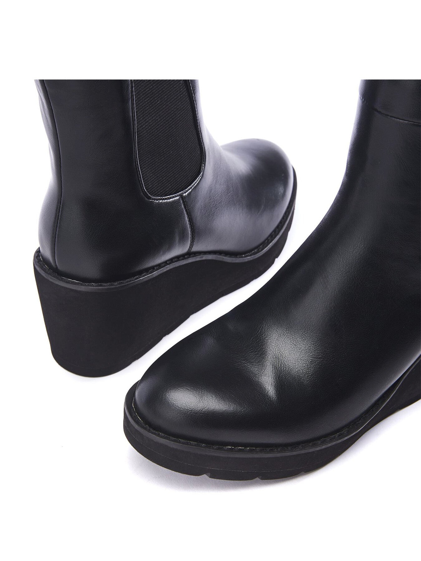 Sloanne Porvair Boots