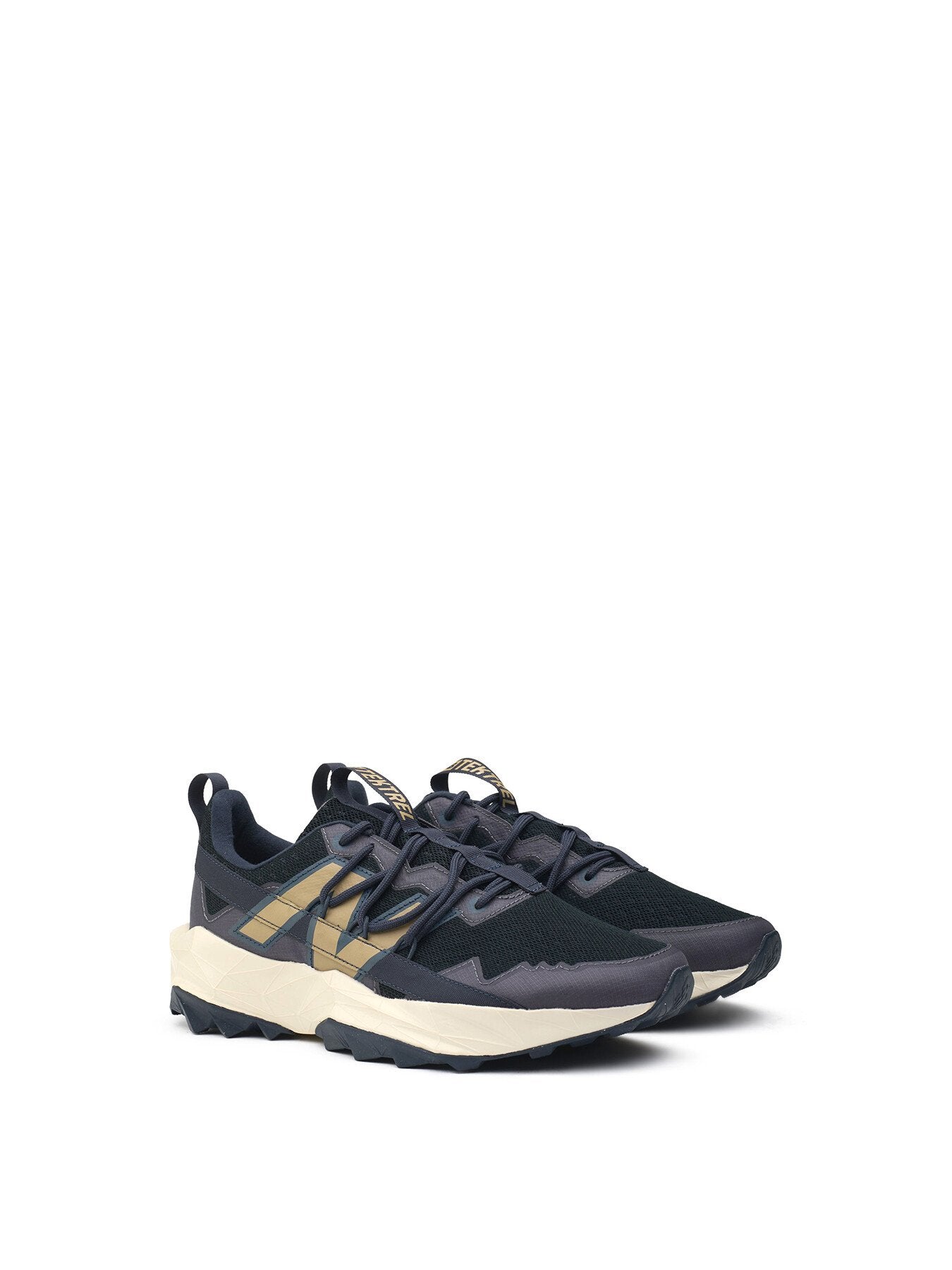 NEW BALANCE Tektrel Trainers