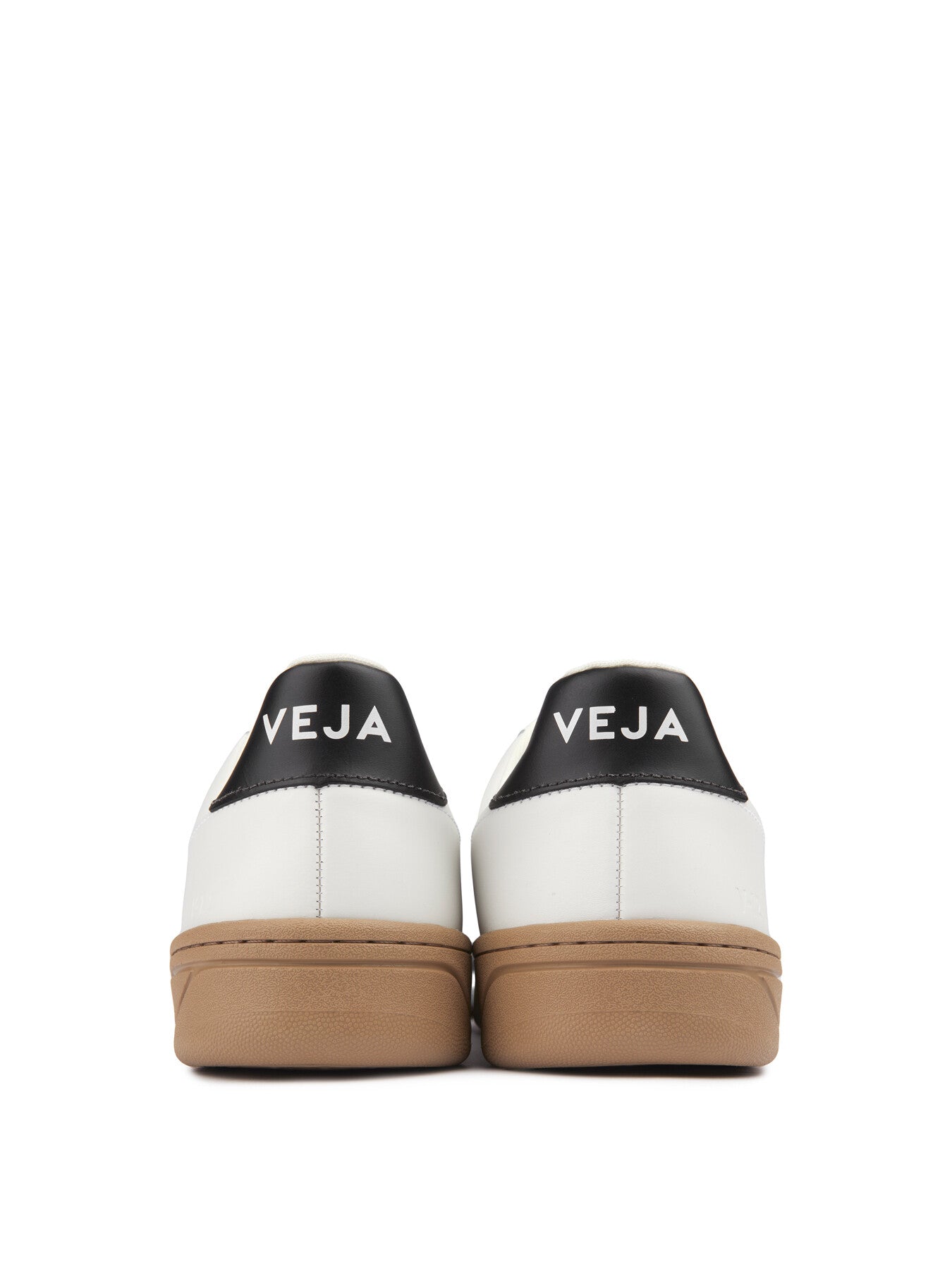 VEJA V-12 Trainers