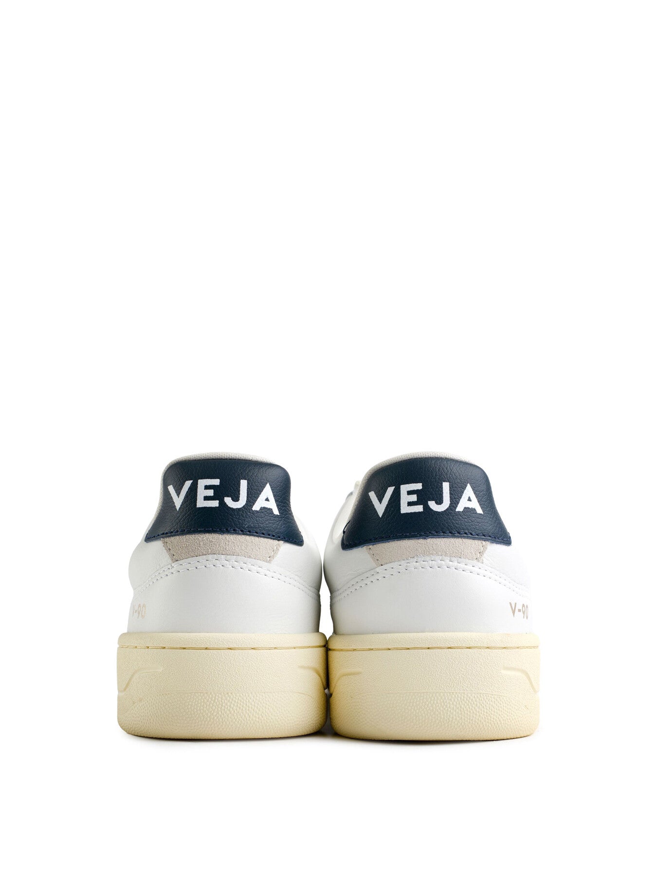 VEJA V-90 Trainers