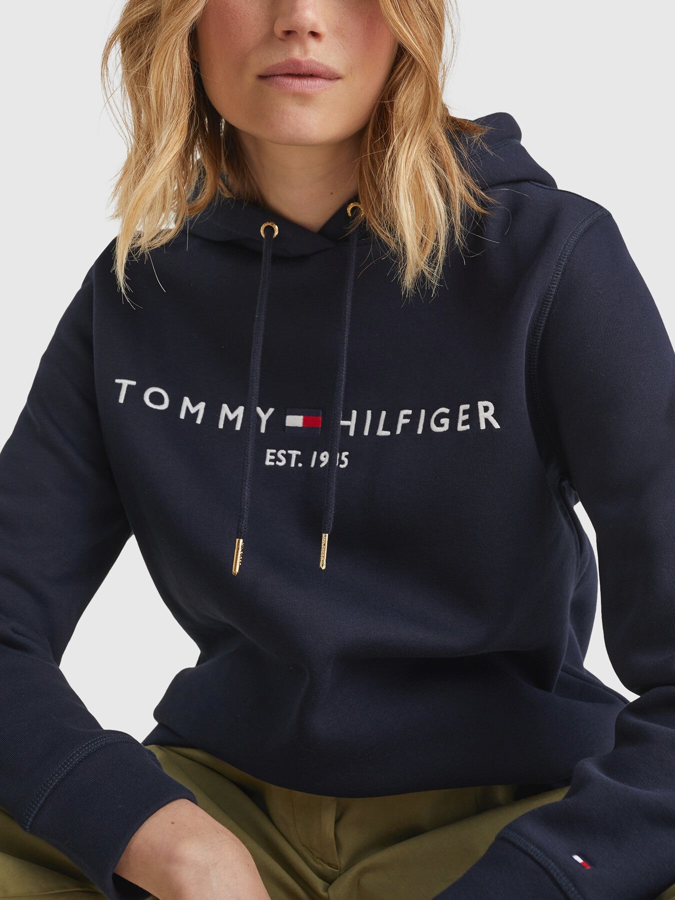 Essential Logo Hoody