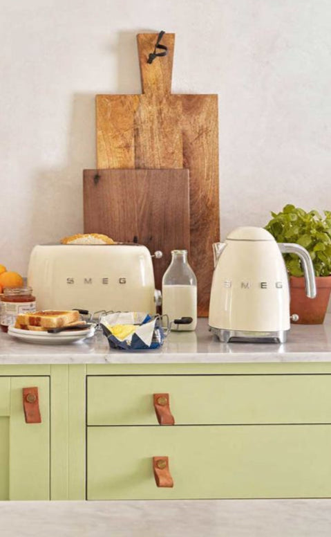 SMEG KLF03 Kettle and TSF01 Toaster Cream Bundle
