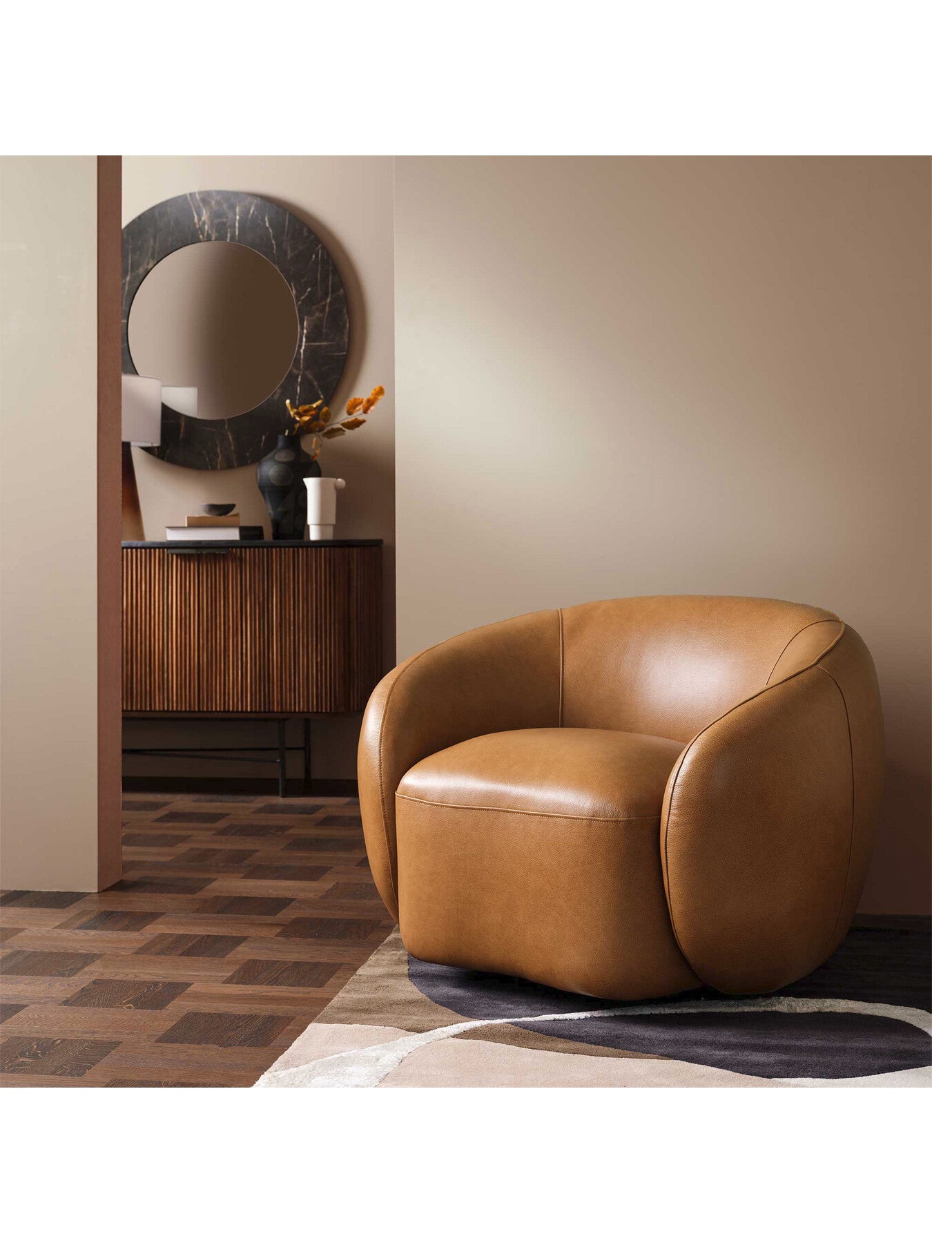 Gardin Leather Swivel Chair