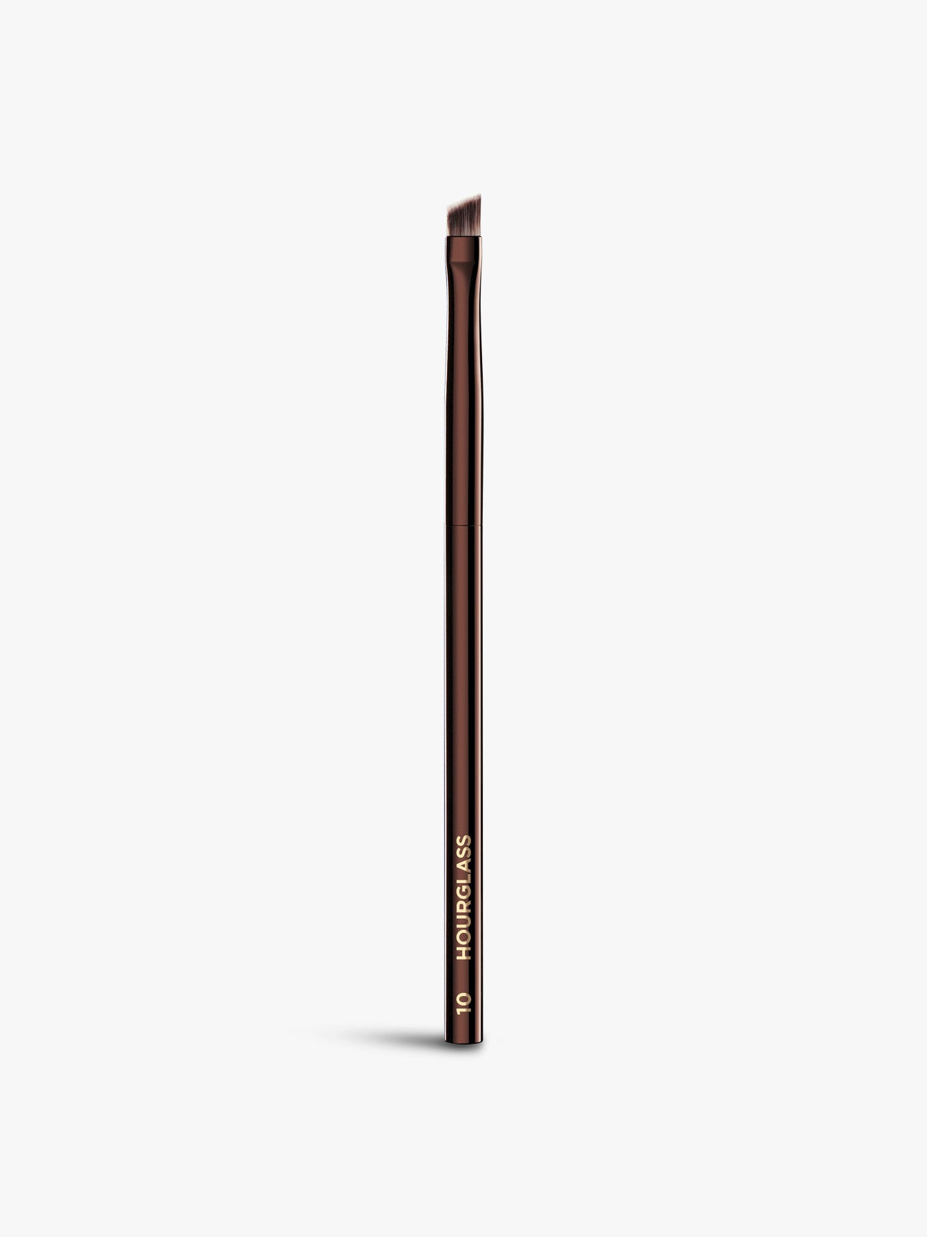 No. 10 – Angled Liner Brush
