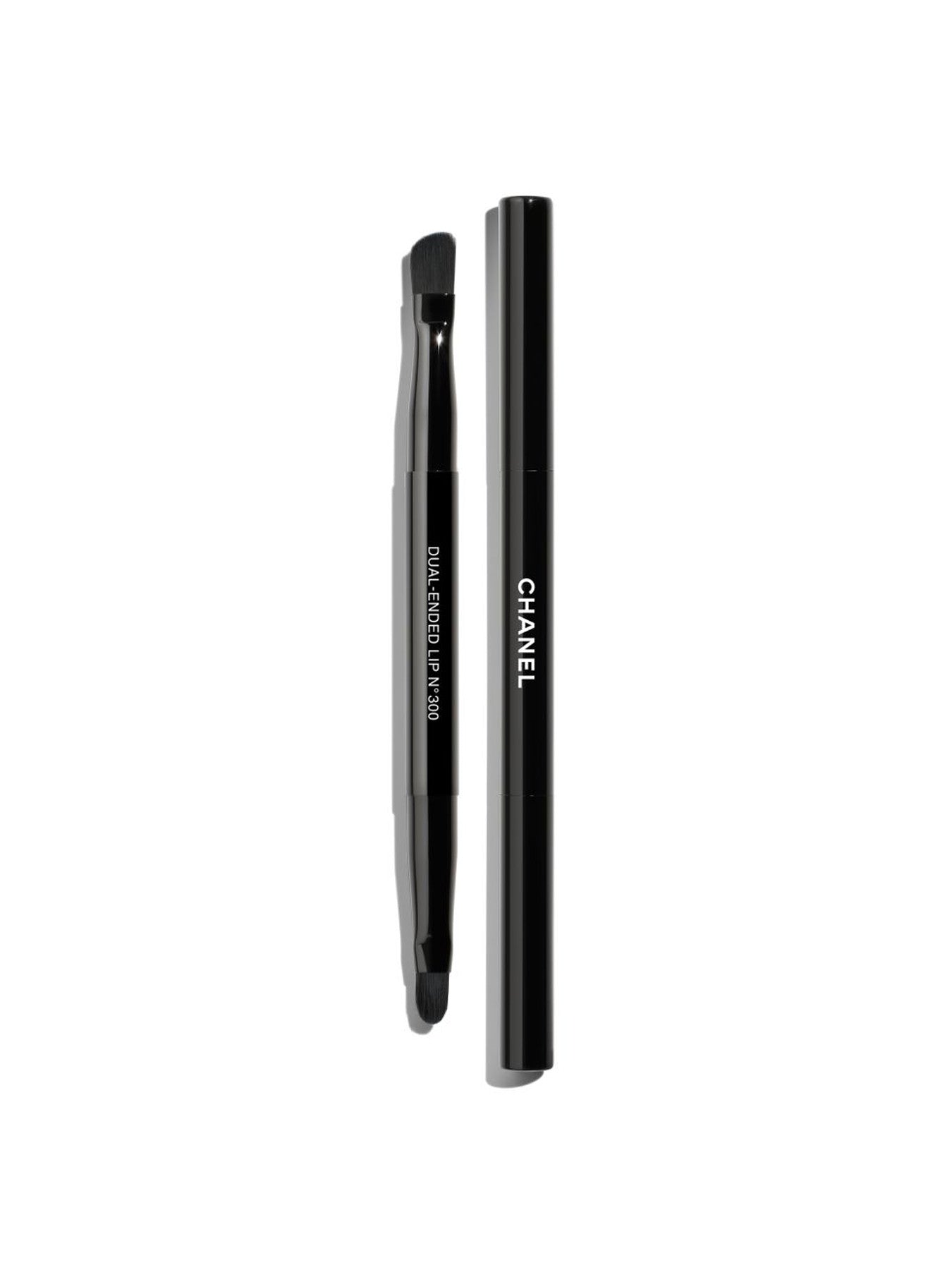 DUAL-ENDED LIP BRUSH N°300