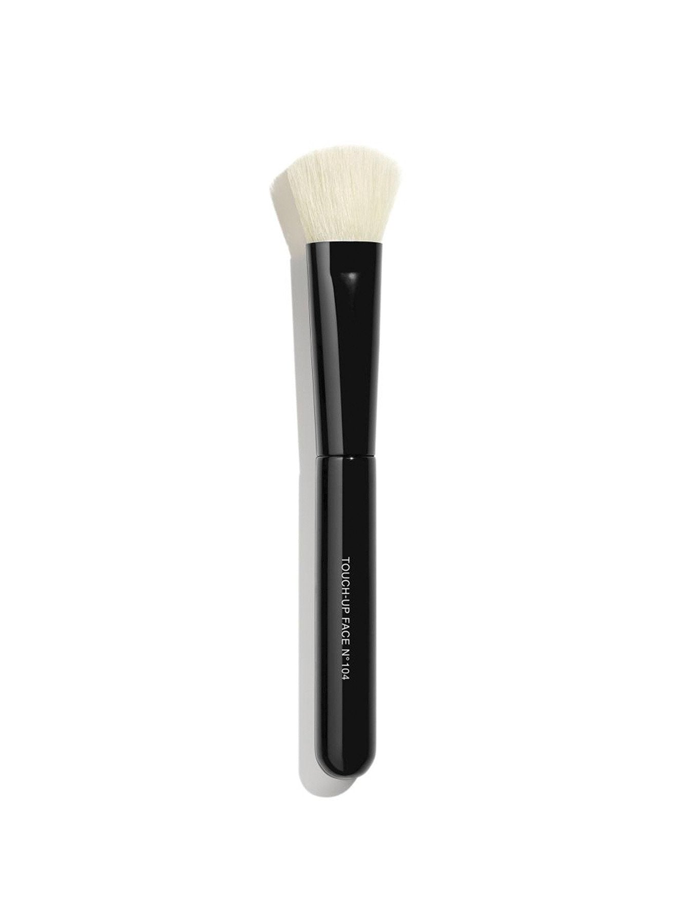 TOUCH-UP FACE BRUSH N°104 Pinceau Retouche Teint N°104