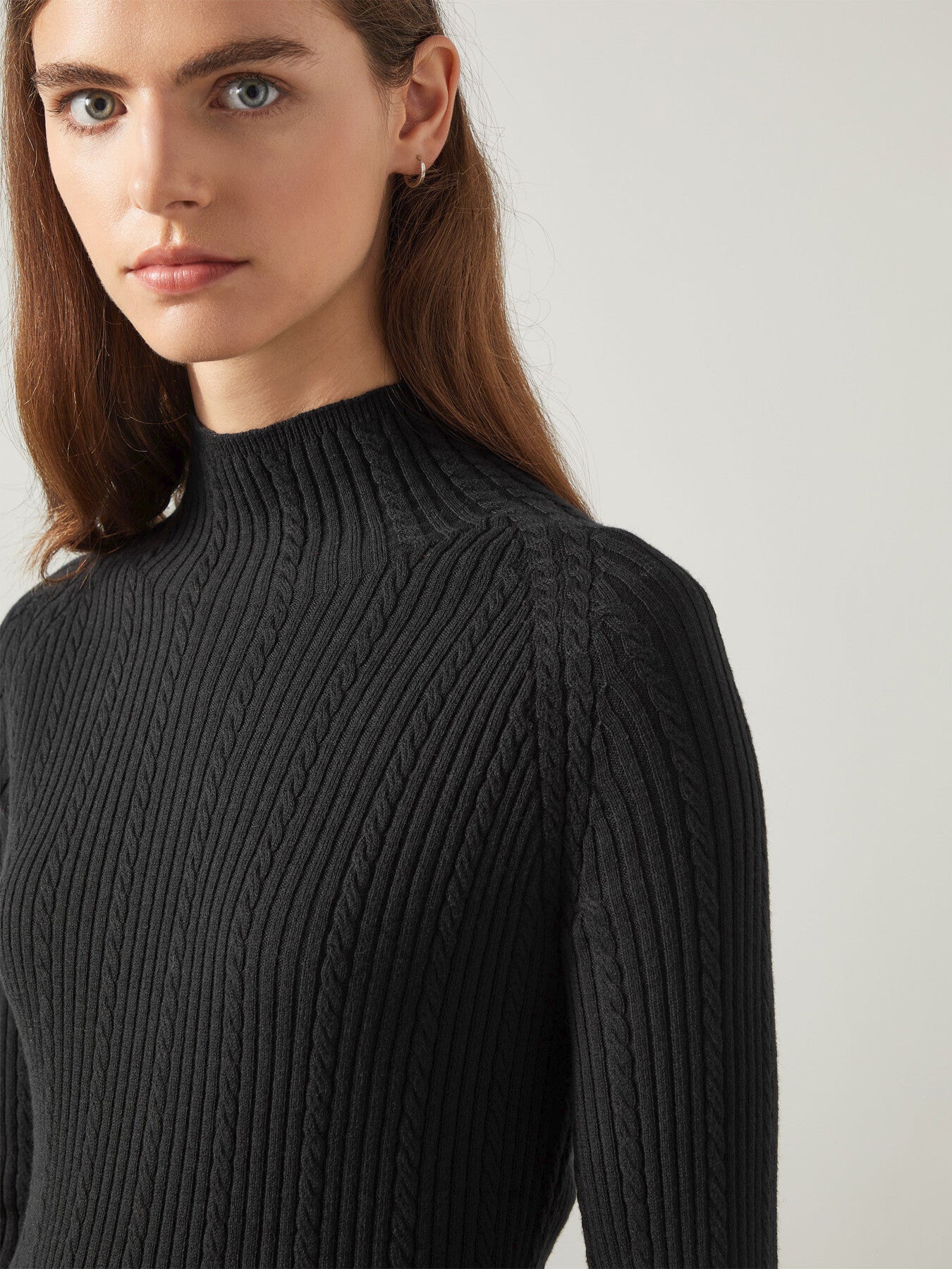 West  Cable Stitch Sweater