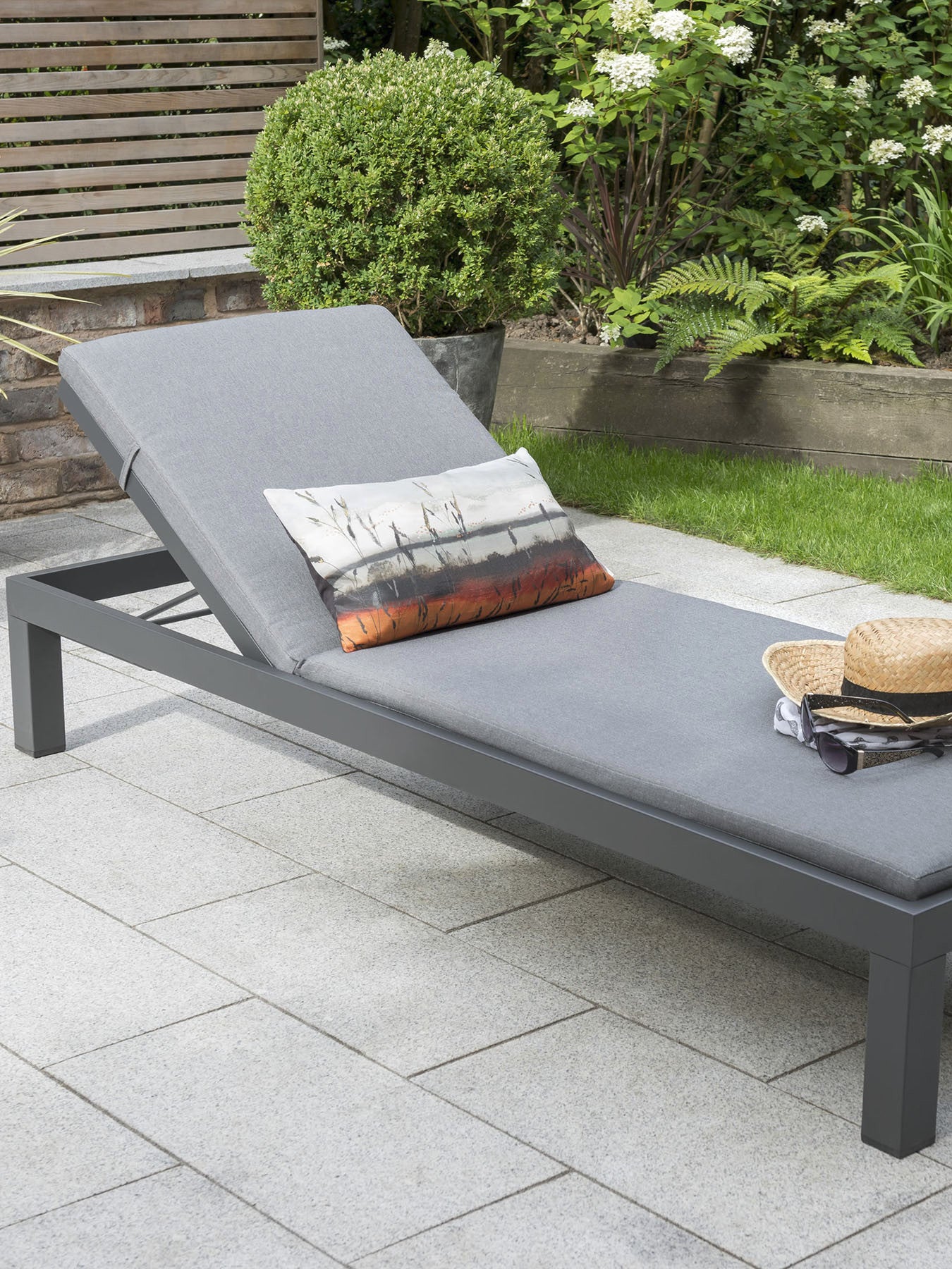 Elba Sun Lounger