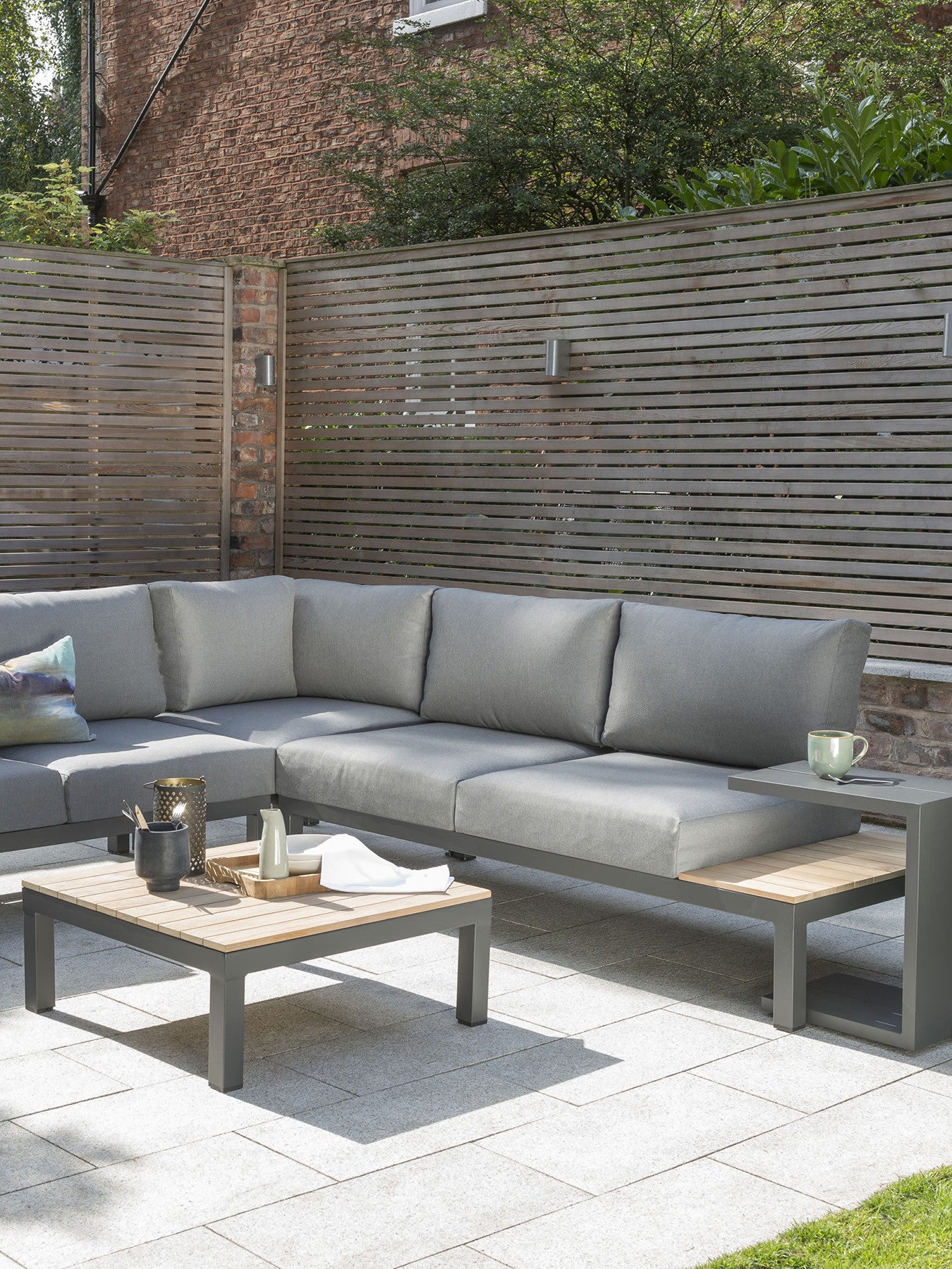 Elba Standard Low Corner Sofa with Coffee Table
