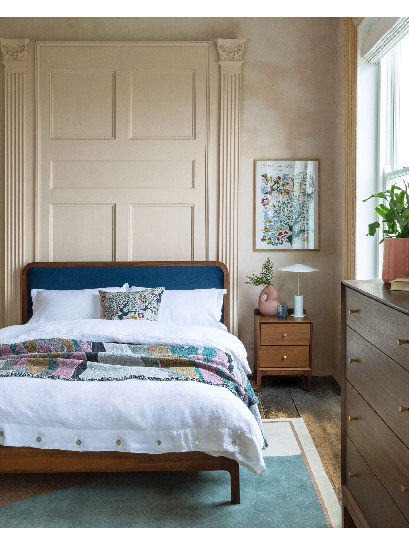 Artie King Size Bed