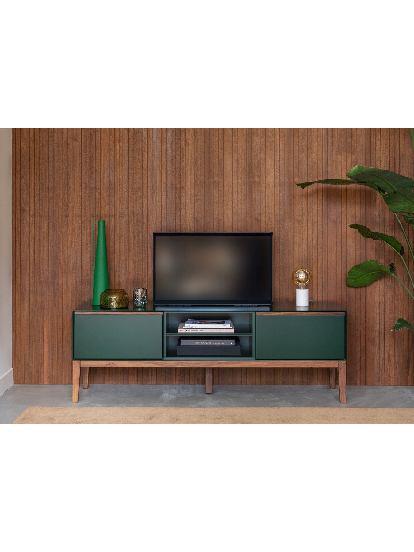 Lars AV Unit Green