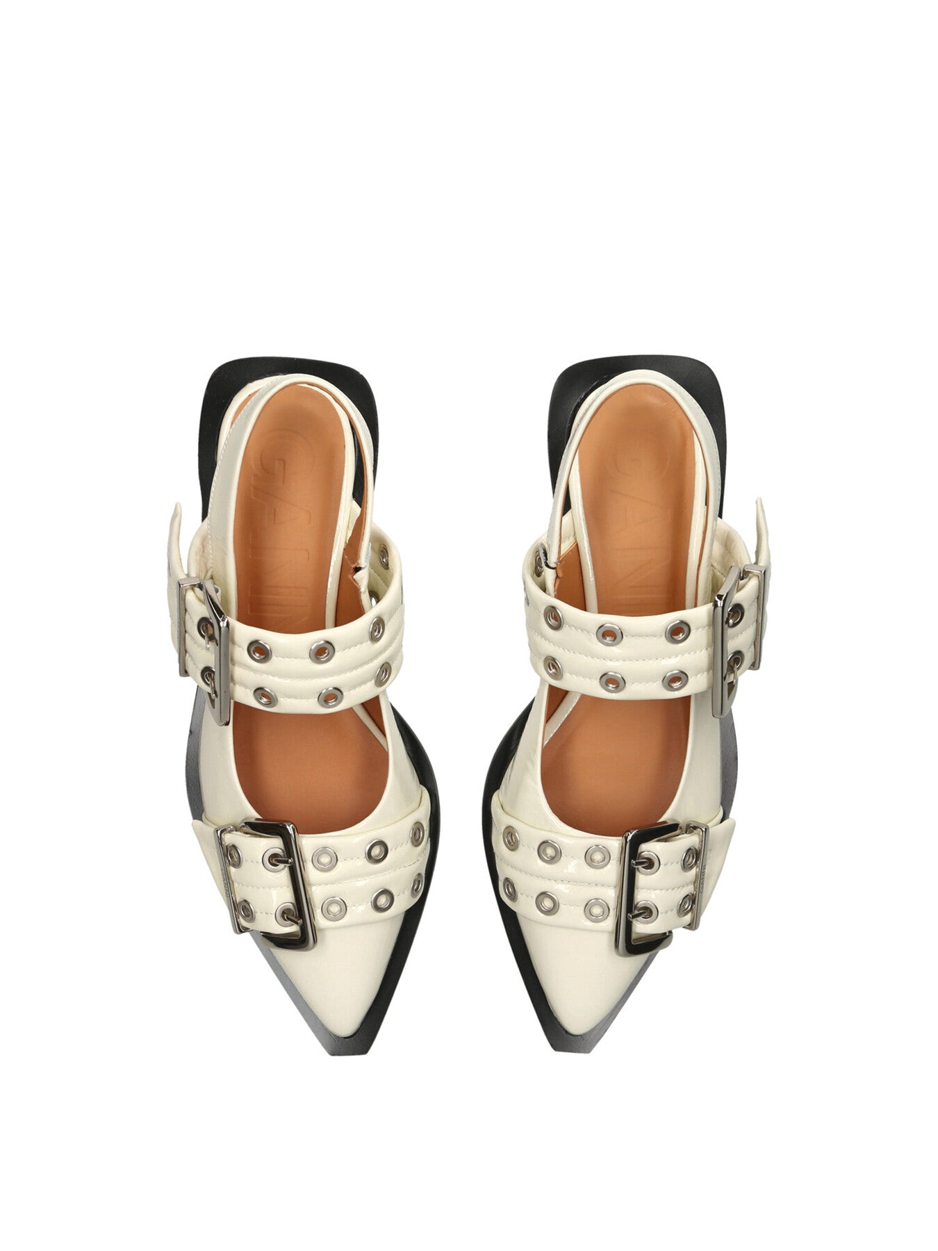 BUCKLE BALLERINA