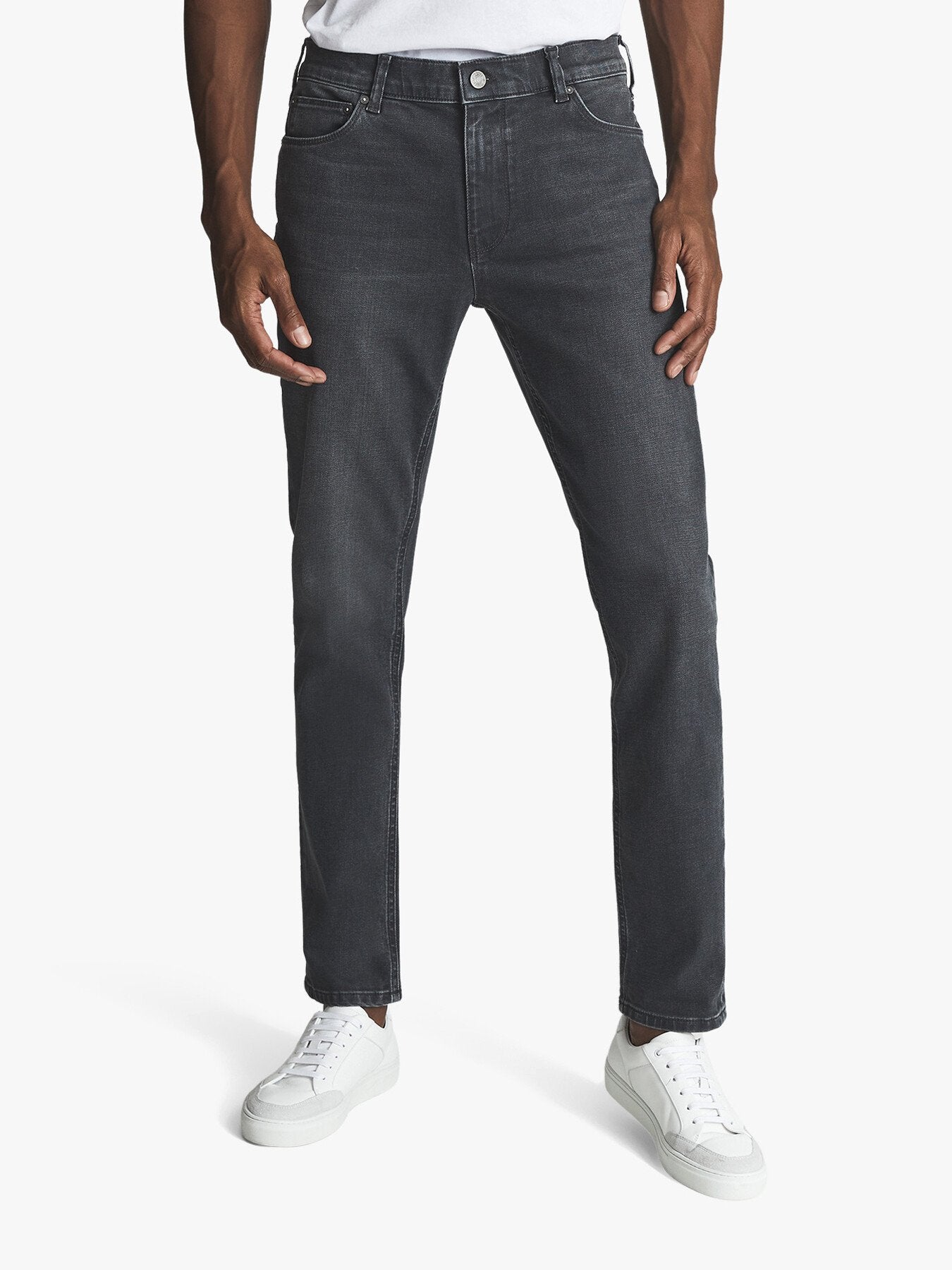 Robin Slim Fit Washed Jeans