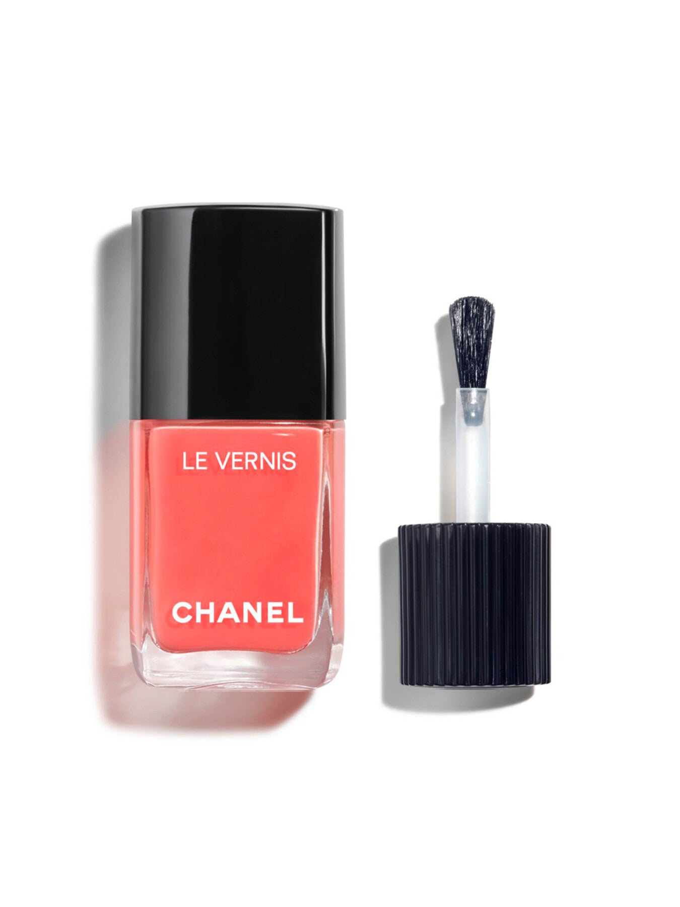 Le Vernis Bright Red