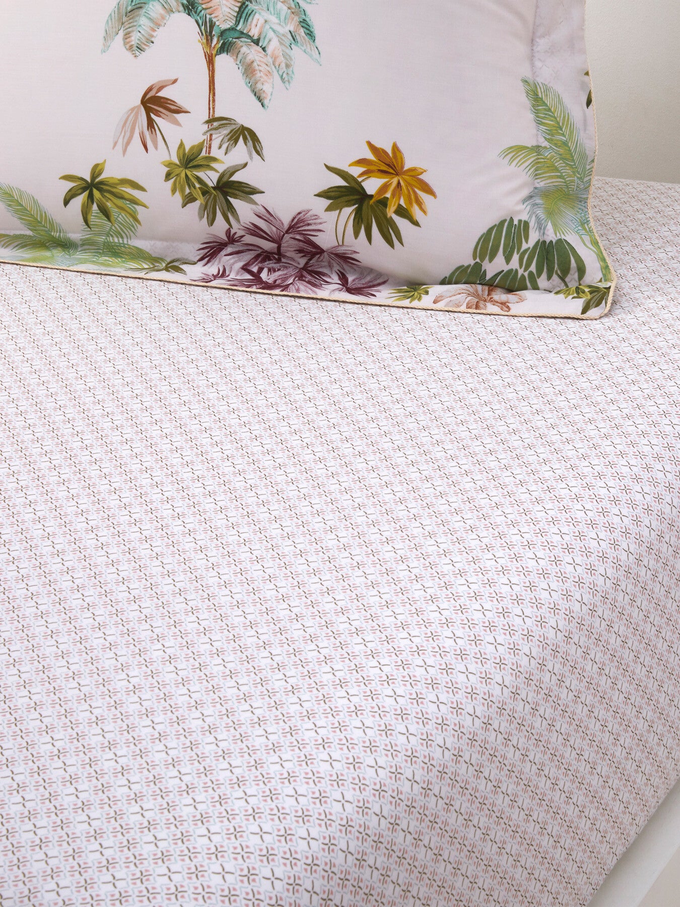Laos Fitted Sheet
