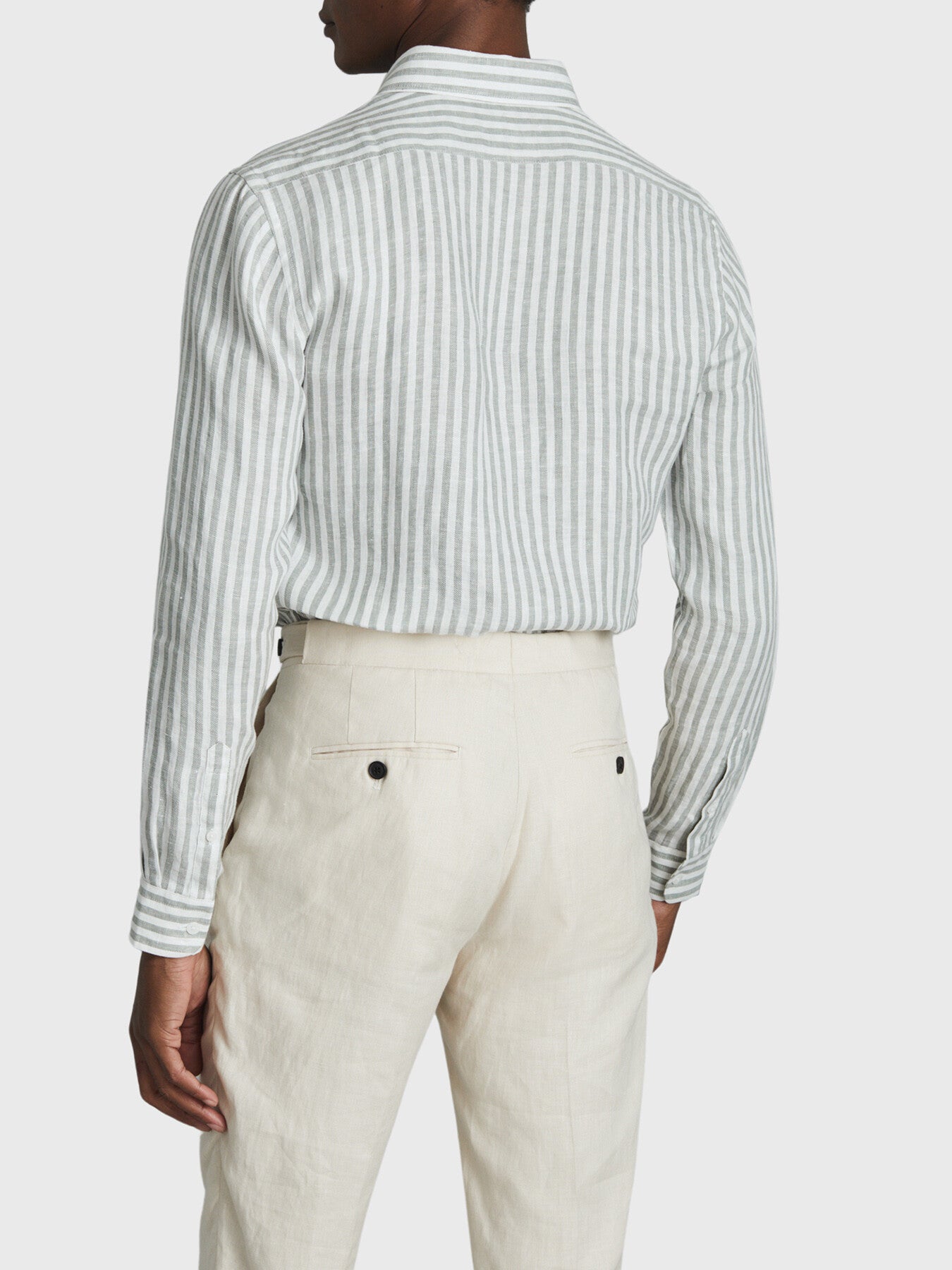 Queens Linen Button-Down Collar Striped Shirt