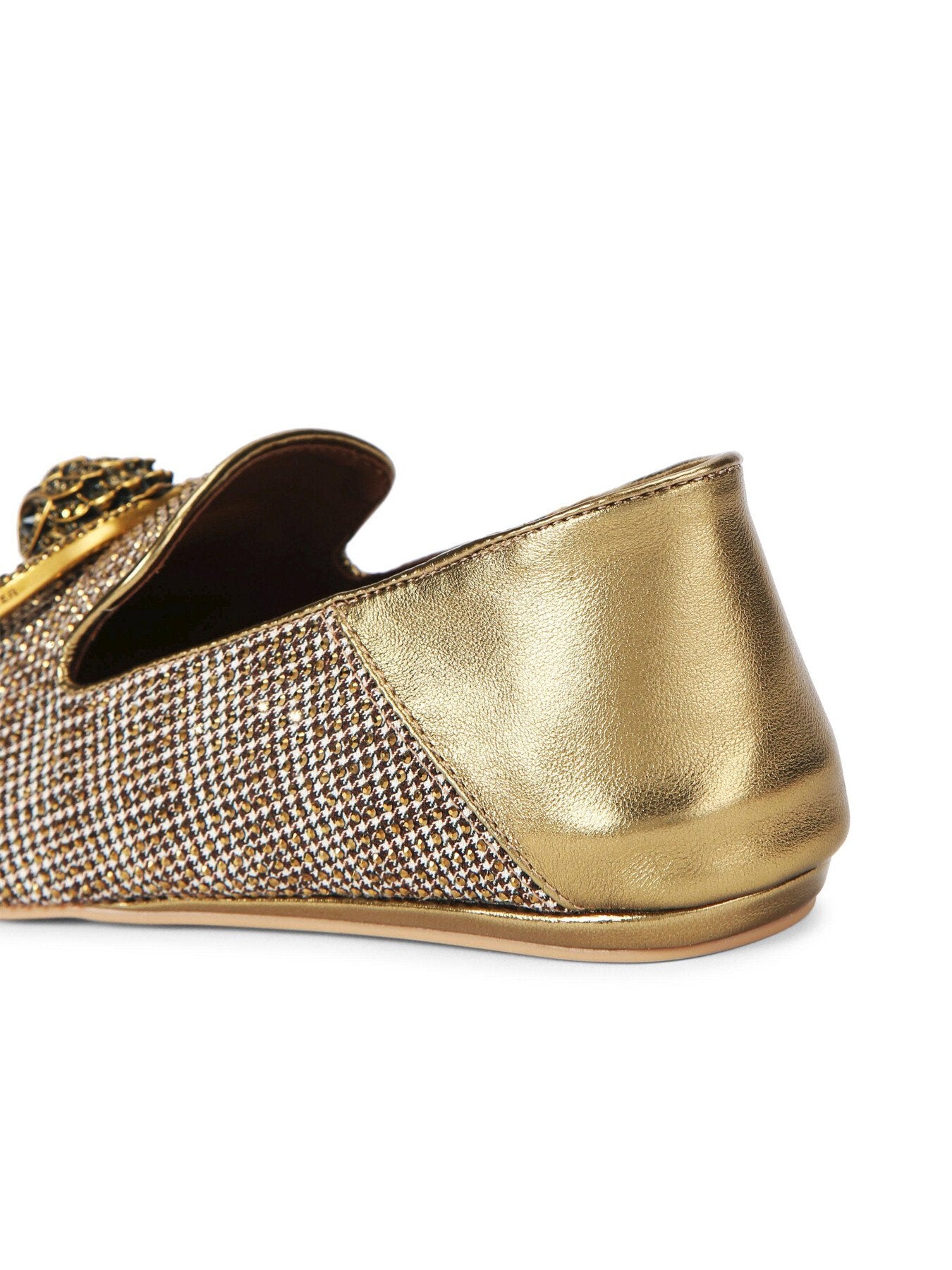 CHELSEA POINT SLIP ON