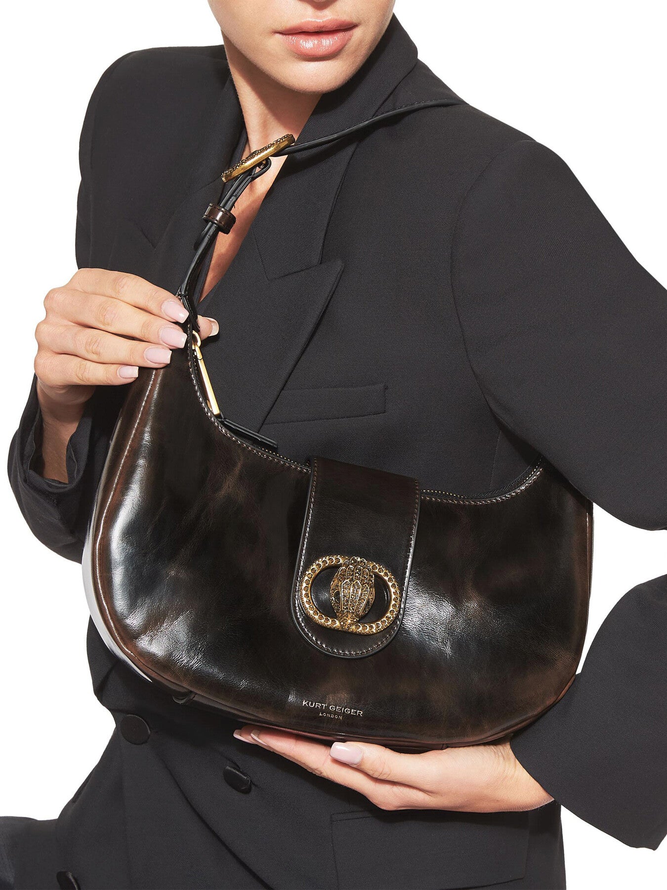CHELSEA HOBO
