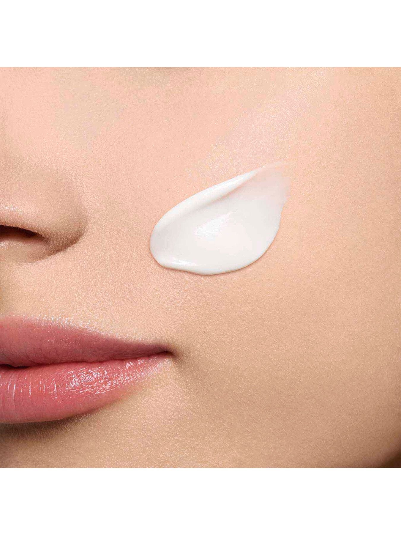 Hydra -Essentiel HA² Light Cream