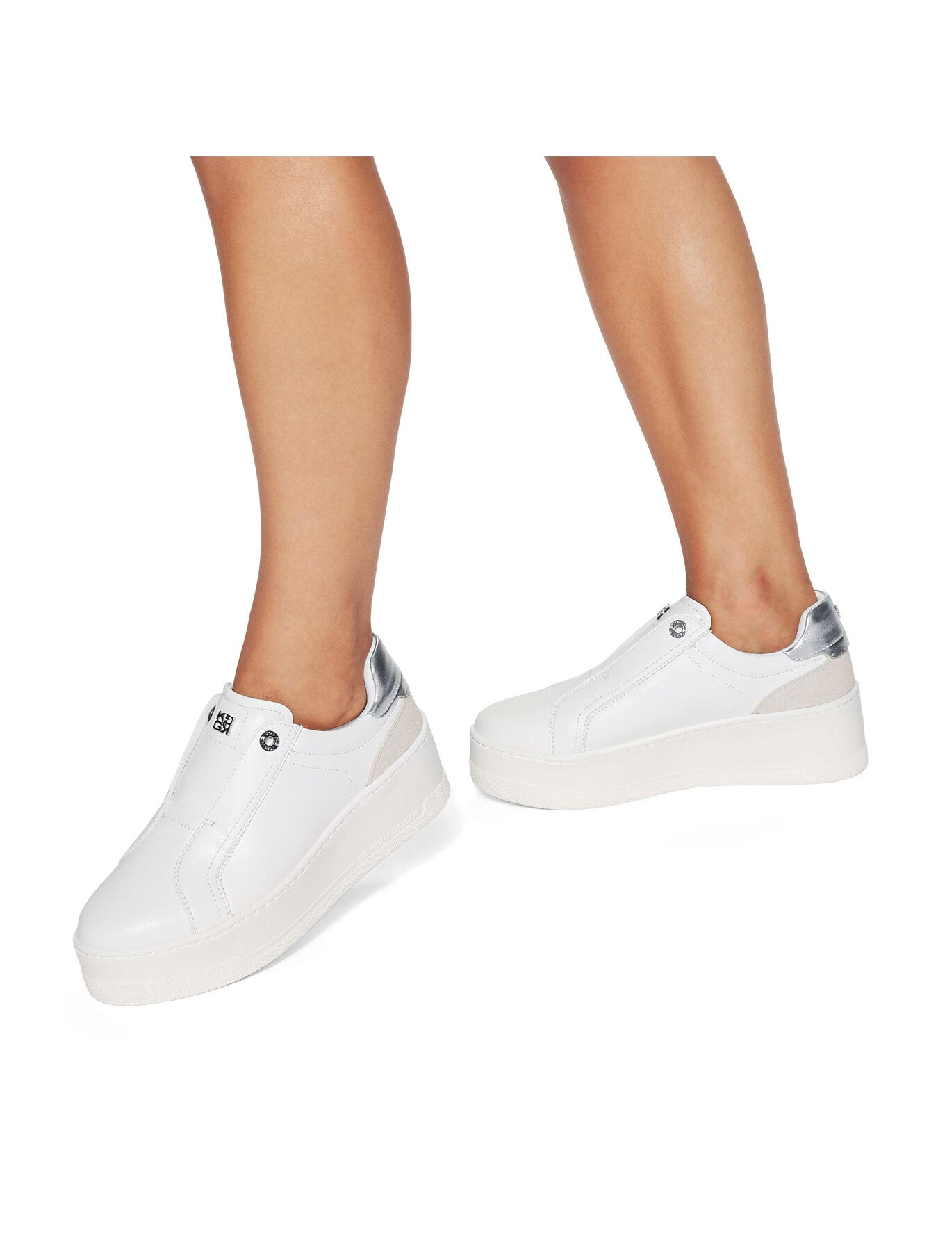 LEADER LACELESS