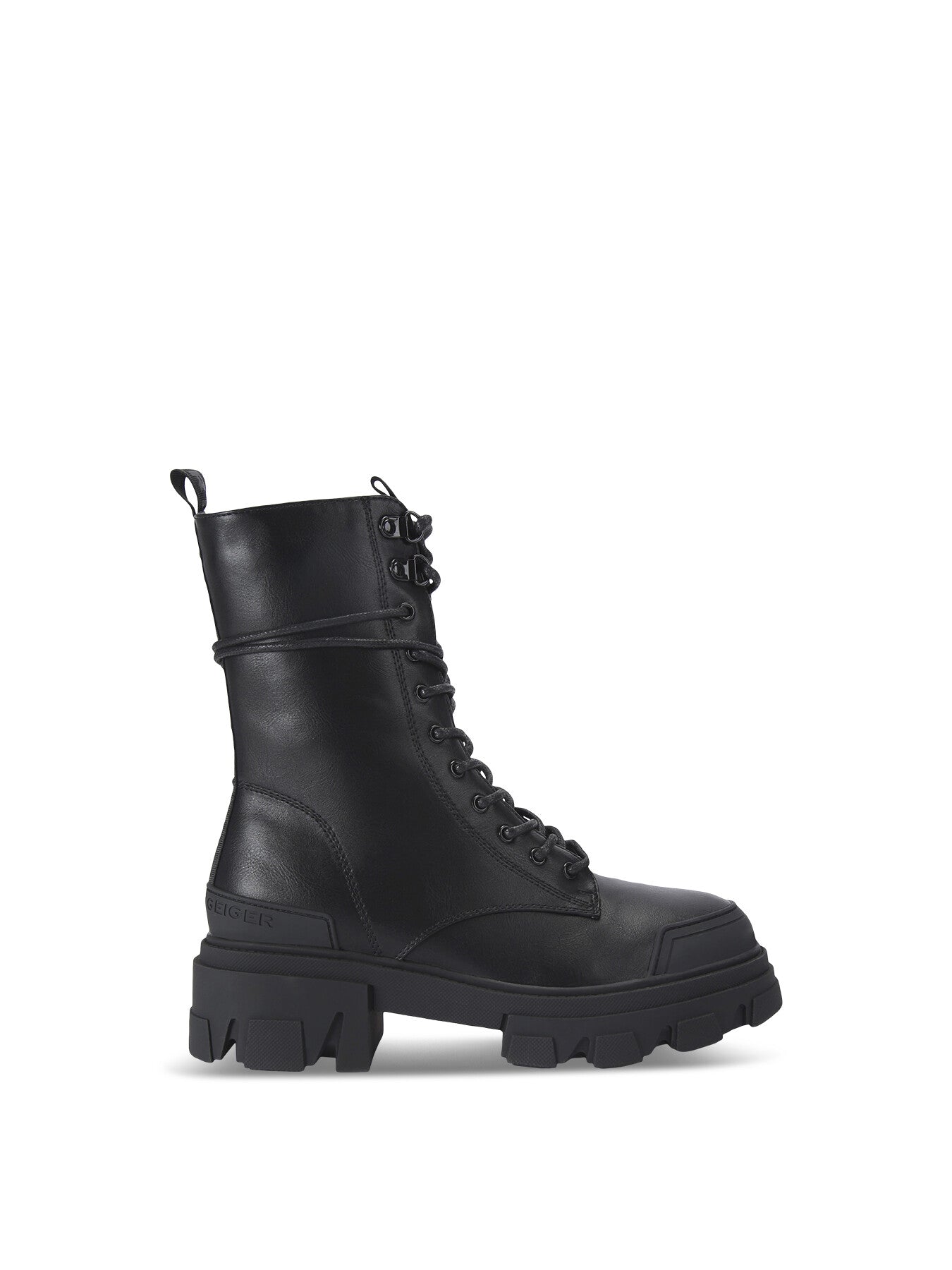 TREKKER LACE UP2