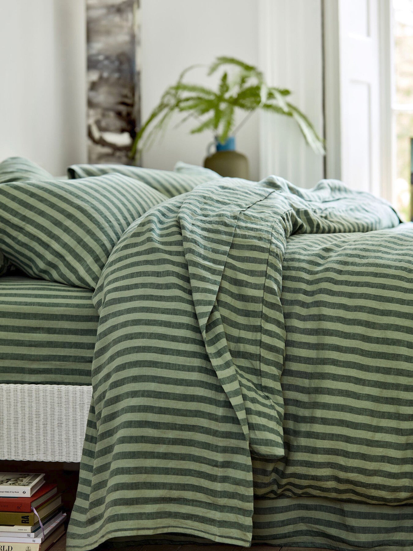 Pembroke Stripe Linen Fitted Sheet