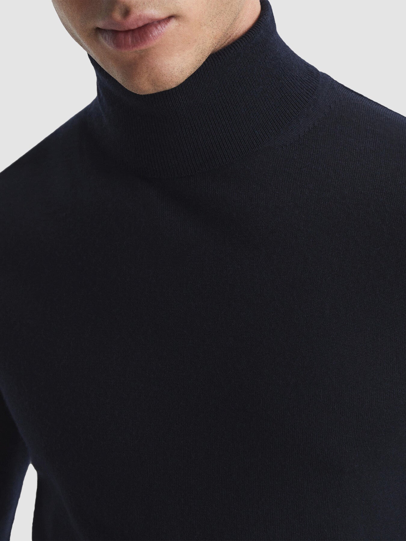 Caine Merino Wool Rollneck