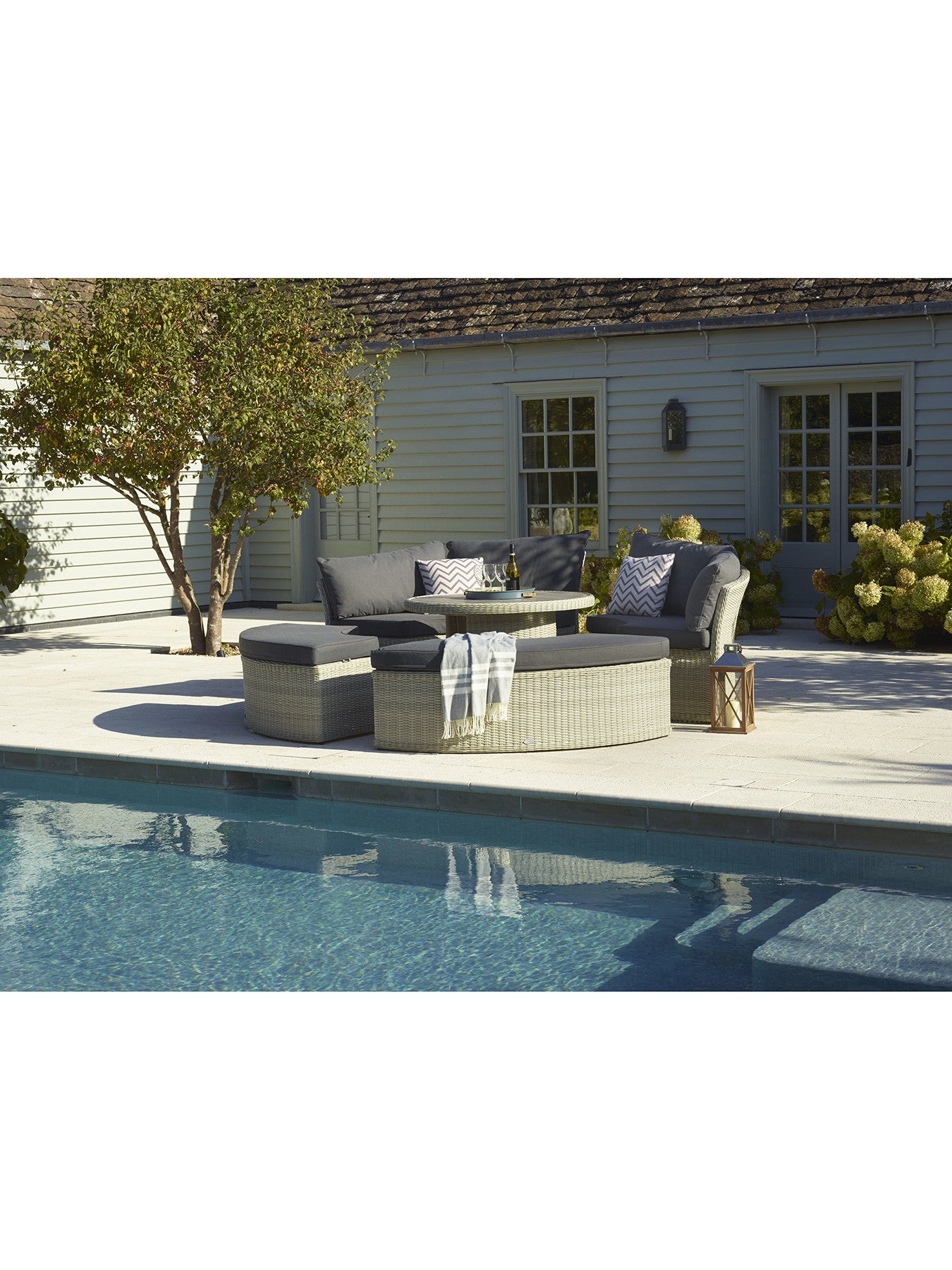 Monterey Large Modular Casual Dining Table Set