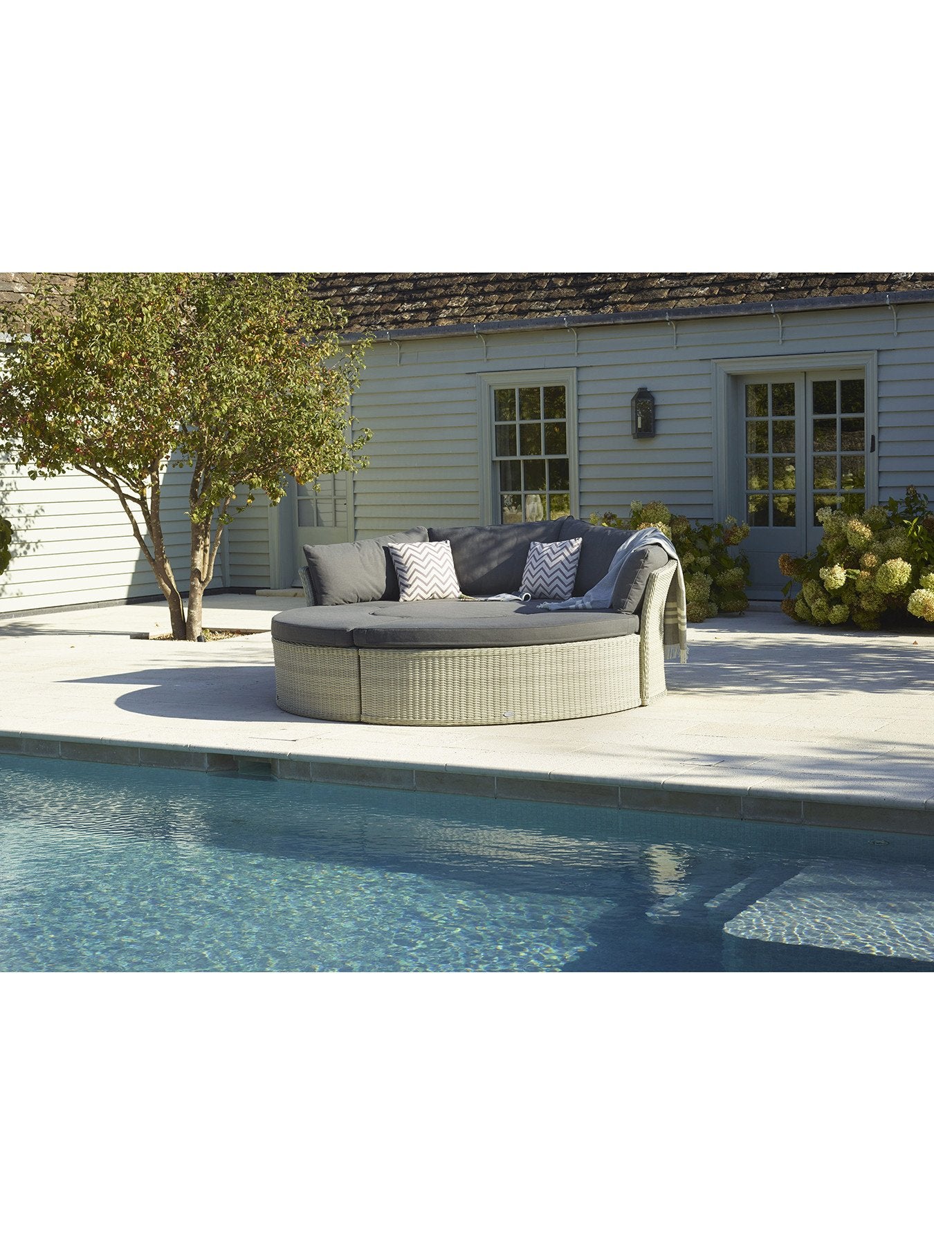 Monterey Large Modular Casual Dining Table Set