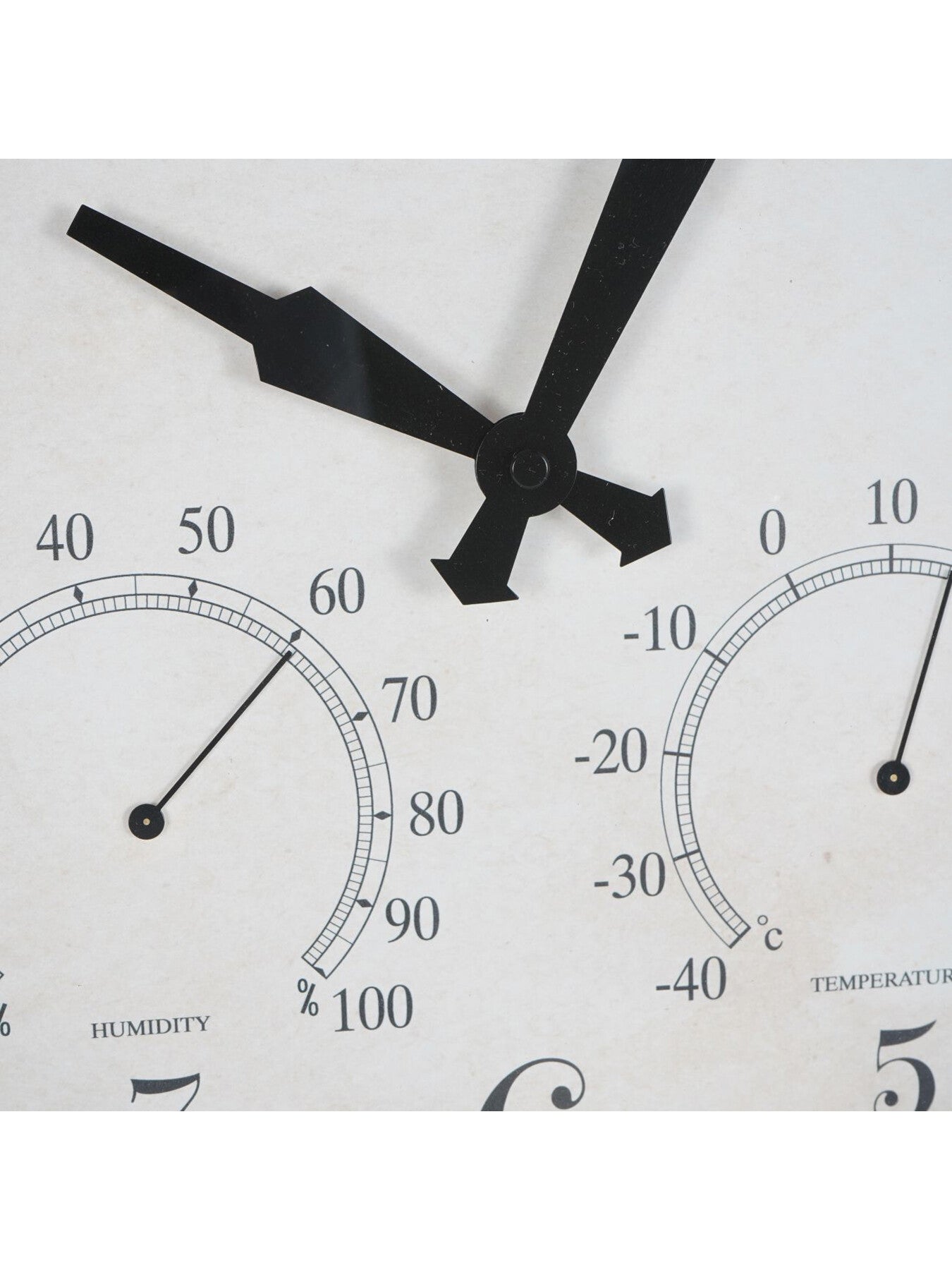 Outdoor Metal Clock with Temperature and Humid
