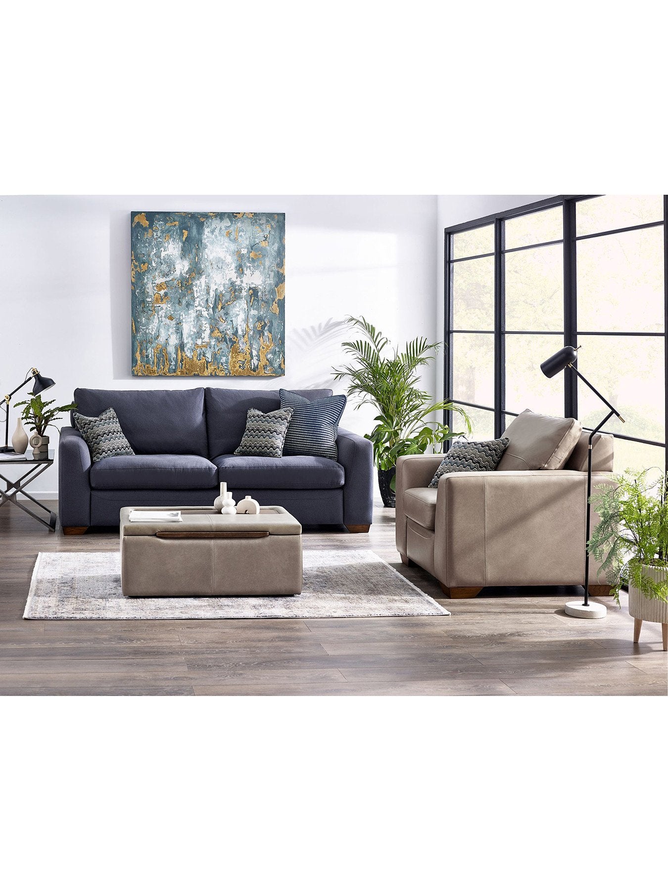 Lennon Medium Upholstered Sleeper Sofa